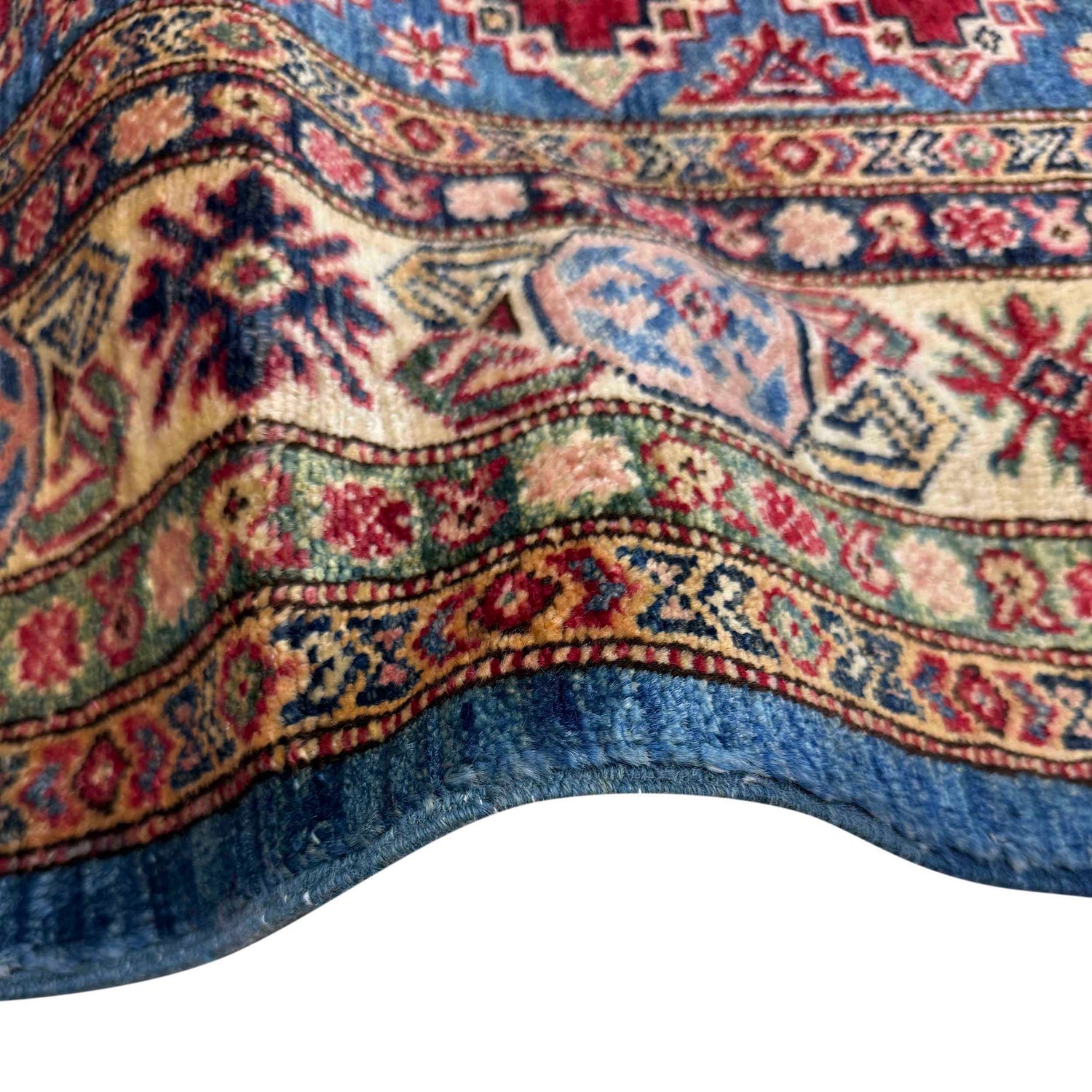Fine Kazak Carpet 4' 0" x 5' 11" (ft) - No. B39604
