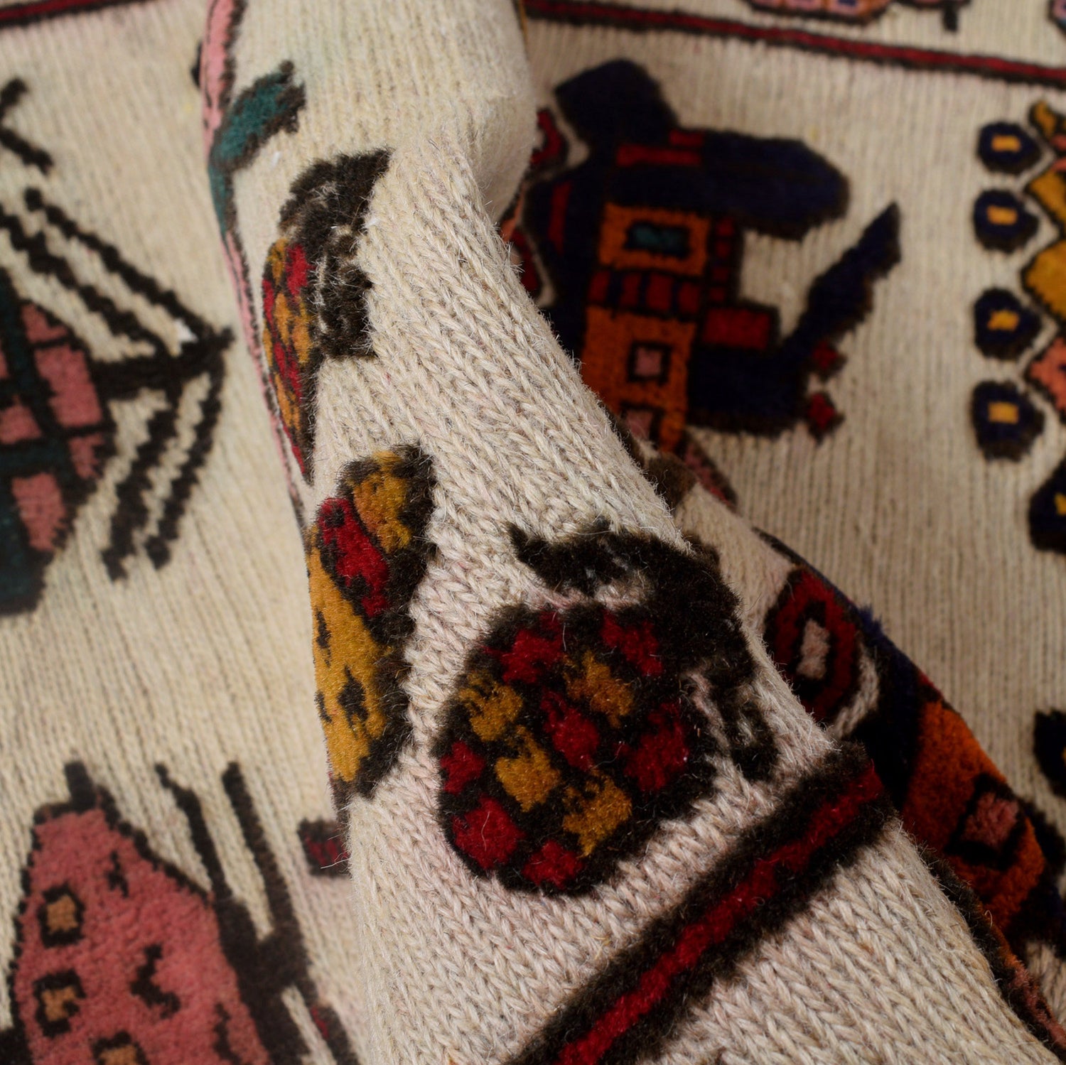 Ivory Color War Rug 2' 5 x 4' 2 (ft) - No. G24430