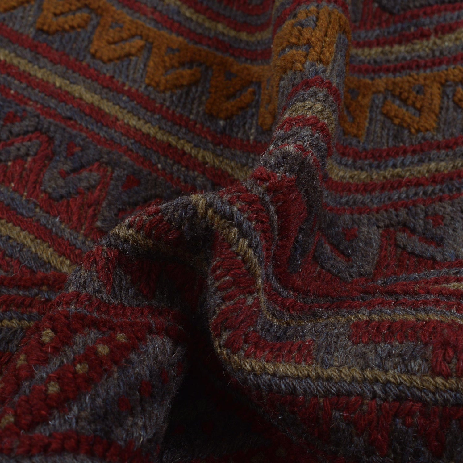 Small Square Rug 3' 9 x 4' 1 (ft) - No. G31315