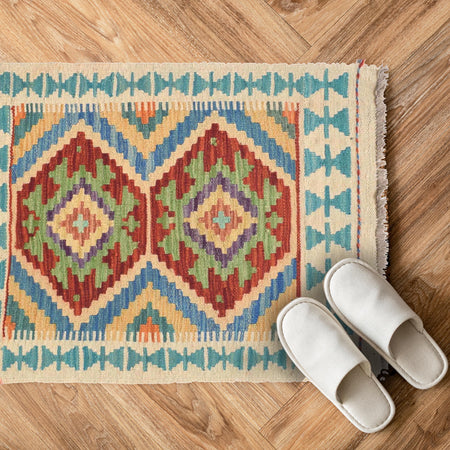 Handmade Vegetable Kilim 1' 11" x 2' 7" (ft) - No. G31505