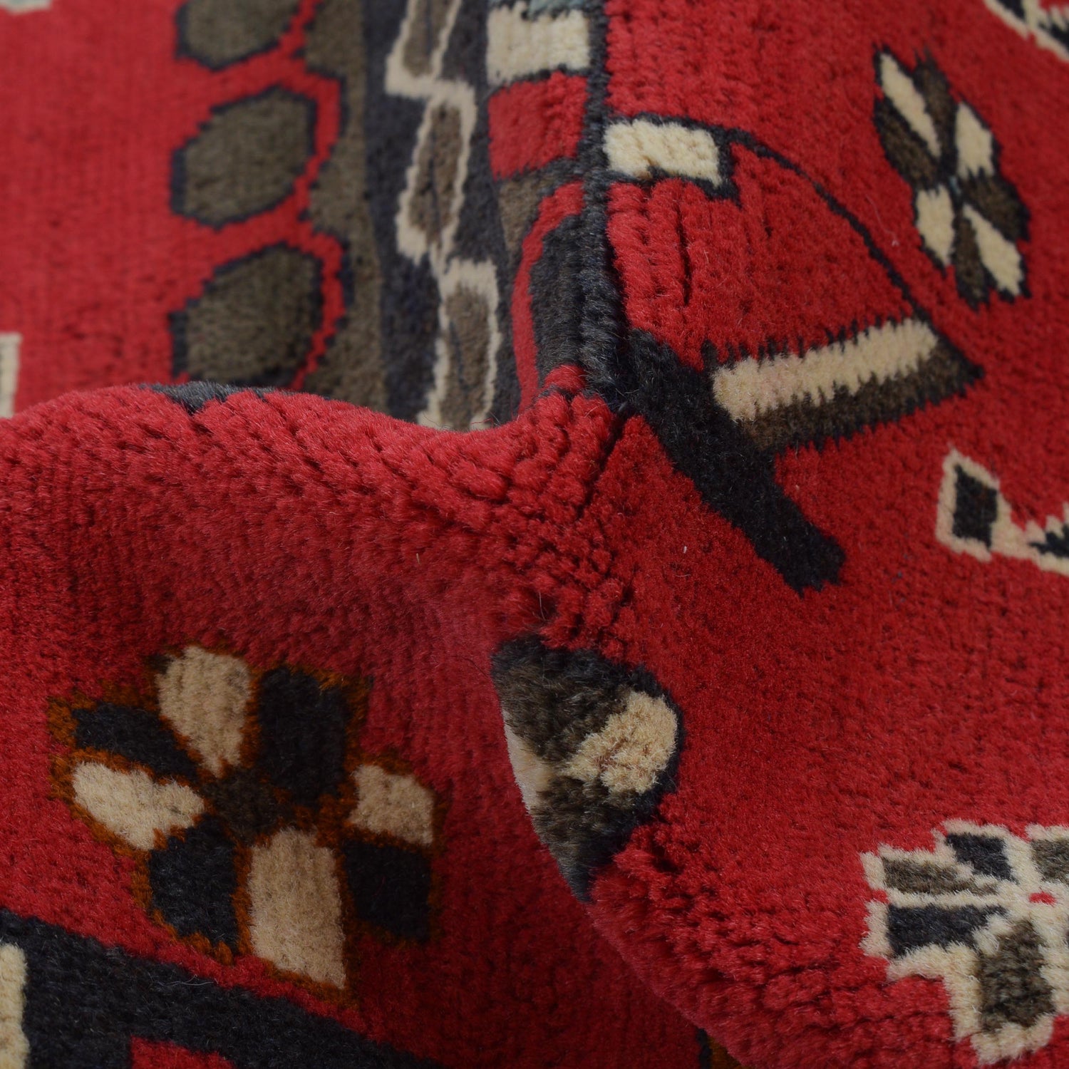 Red Color War Rug 2' 7" x 4' 2" (ft) - No. G31627