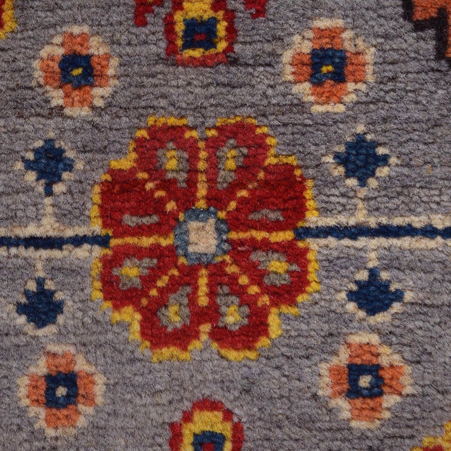 Oriental Kazak Carpet 4' 0" x 5' 11" (ft) - No. G34002