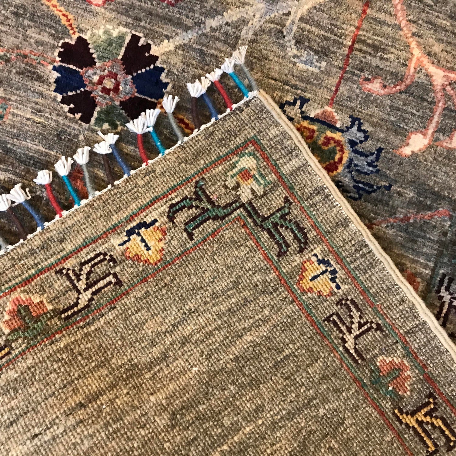 Luxury Sultani Rug 4' 11" x 6' 6" (ft) - No. G34143