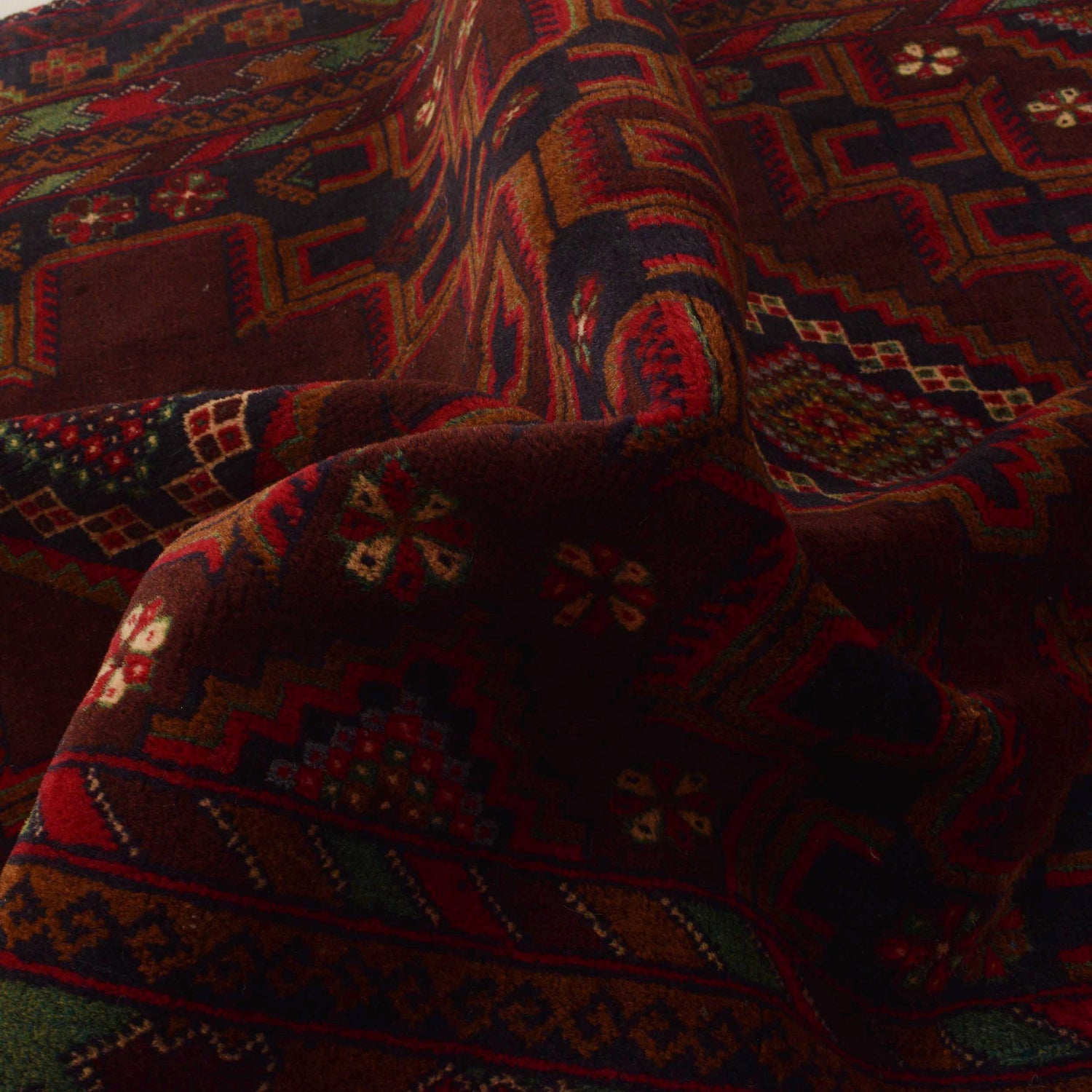 Baluch Medium Size Carpet 4' 0" x 6' 8" (ft) - No. G35410