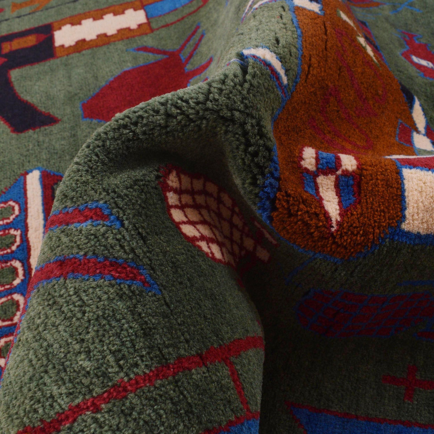 Hand Knotted War Rug 4' 0" x 5' 9" (ft) - No. G35416