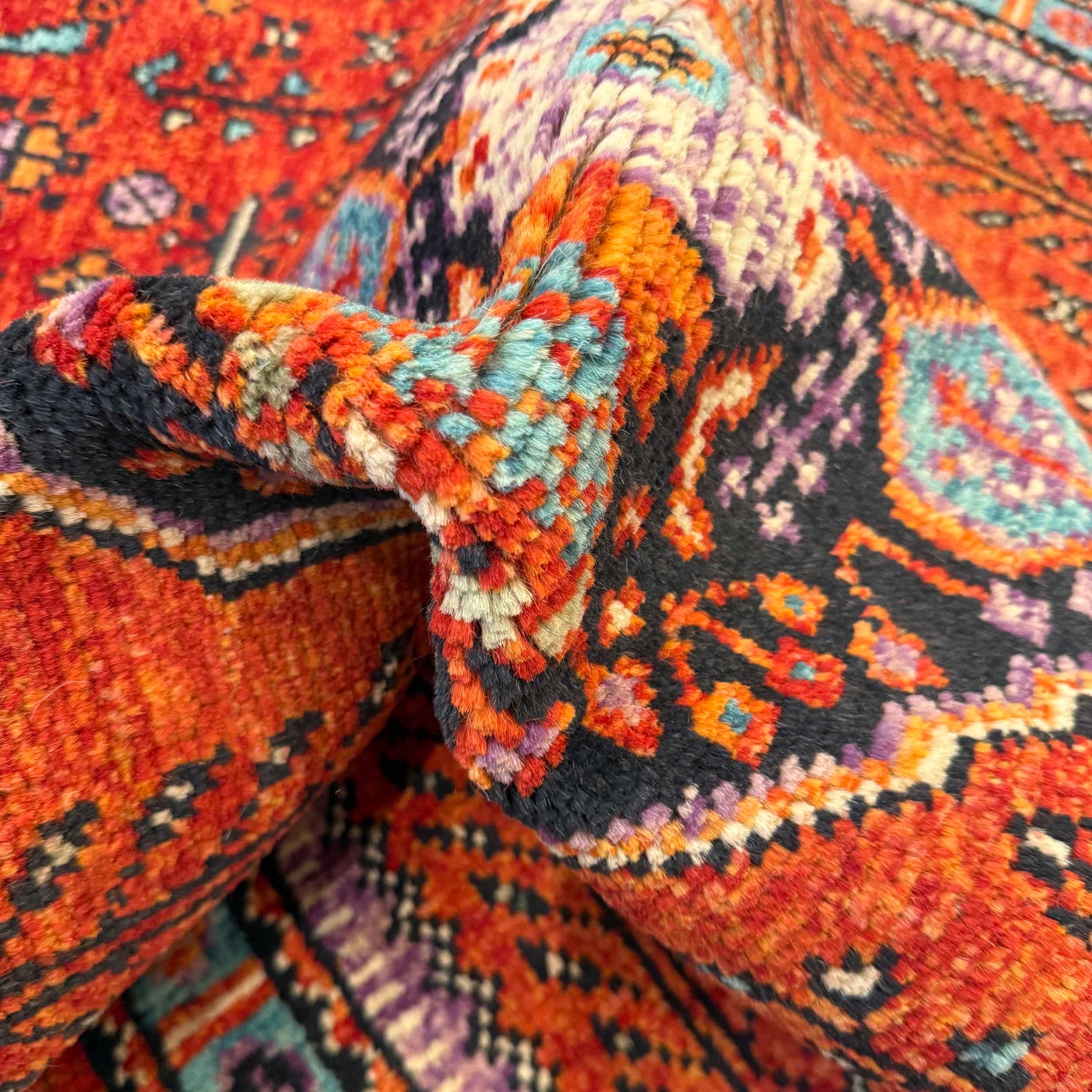 Persian Shirazi Design Rug 3' 4" x 4' 11" (ft) - No. G36508