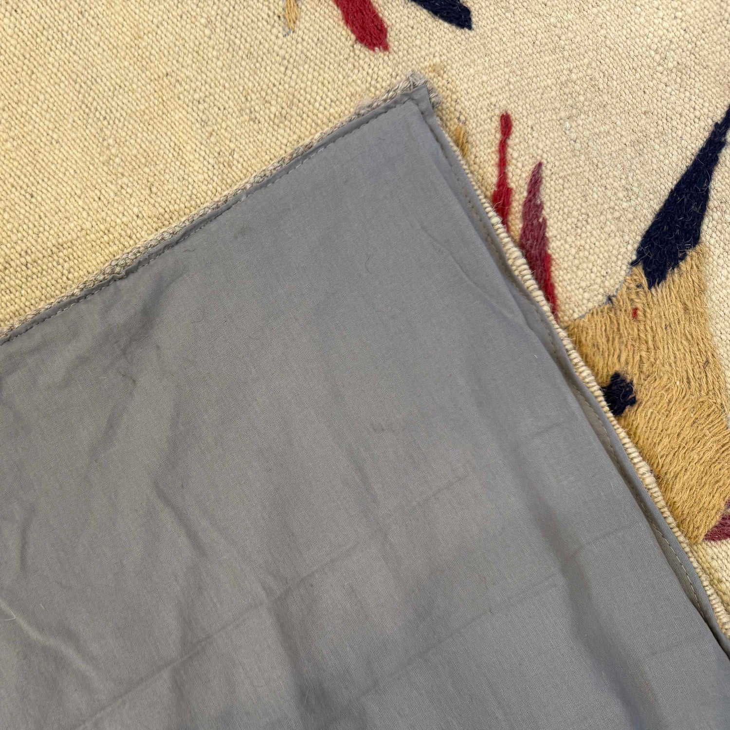 Ivory Color Embroidery Flatweave Kilim 4' 0" x 6' 0" (ft) - No. G36692