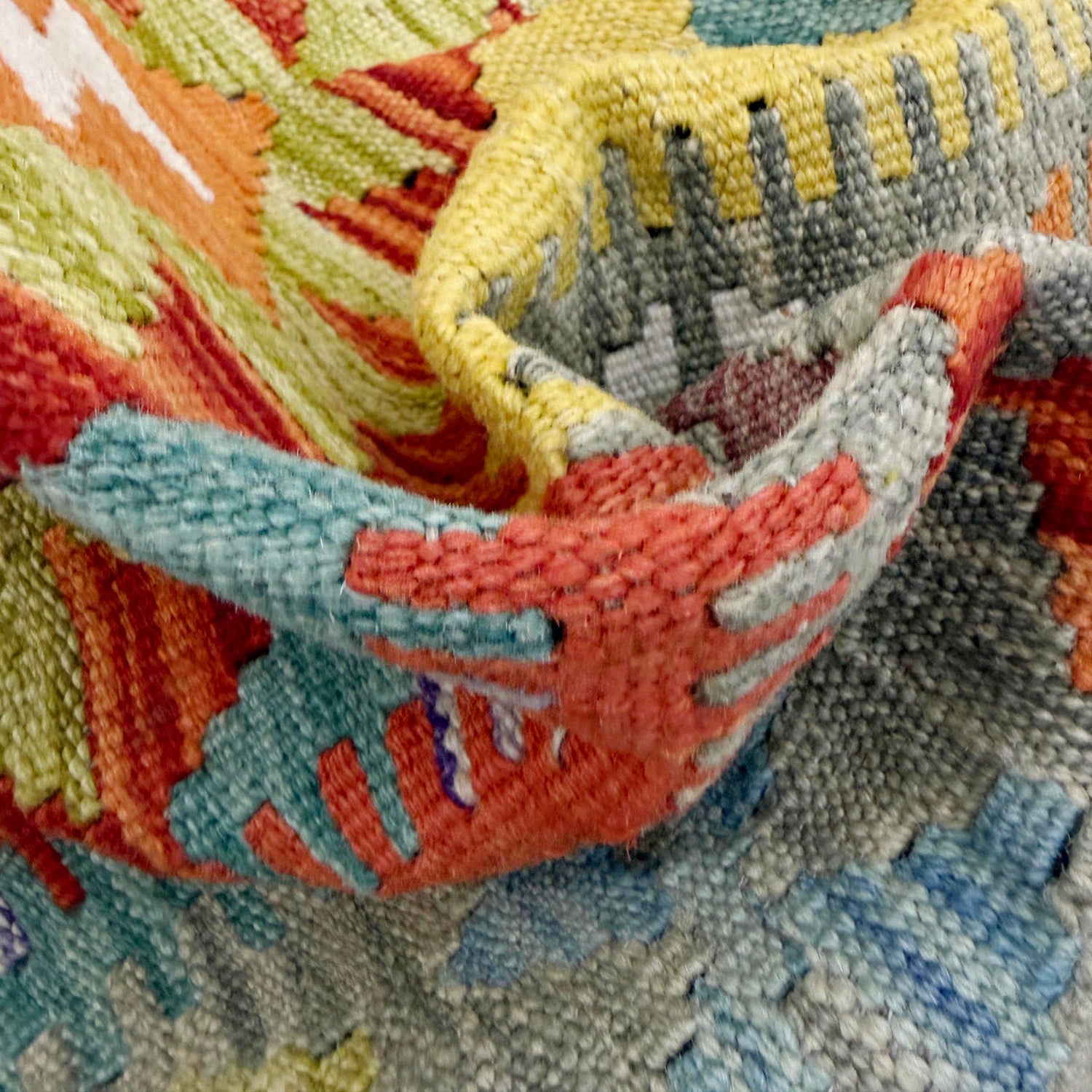 Handmade Vegetable Kilim 3' 11" x 6' 5" (ft) - No. G38876
