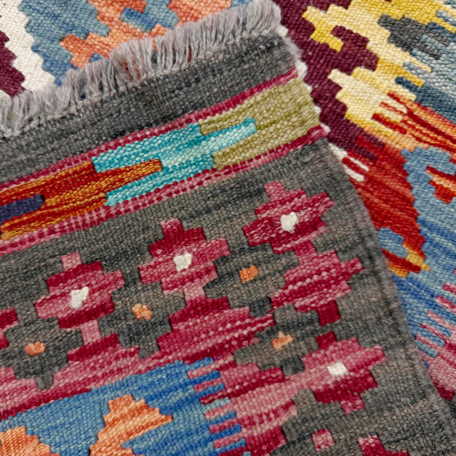 Handmade Vegetable Kilim 4' 2" x 5' 9" (ft) - No. G38903