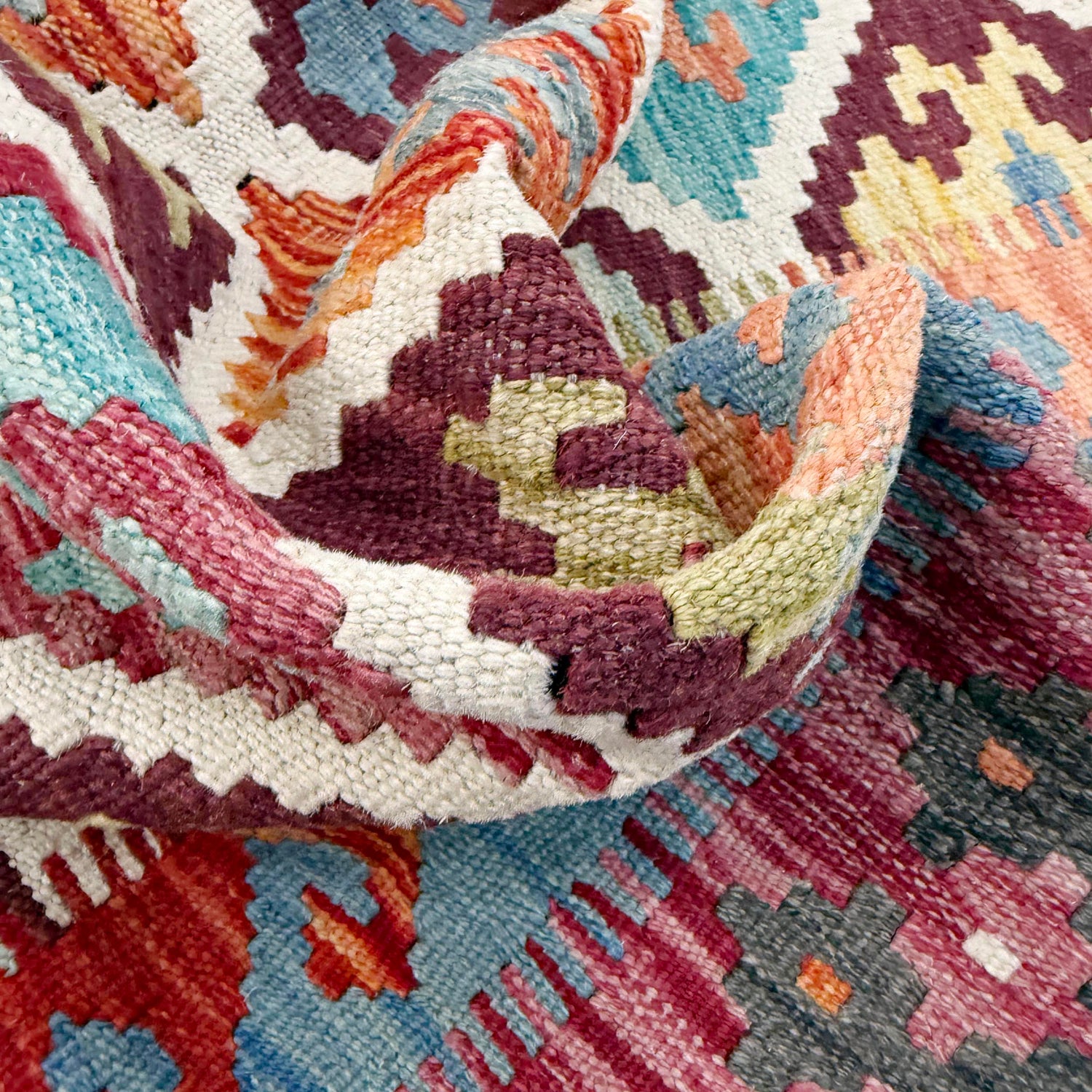 Handmade Vegetable Kilim 4' 2" x 5' 9" (ft) - No. G38903