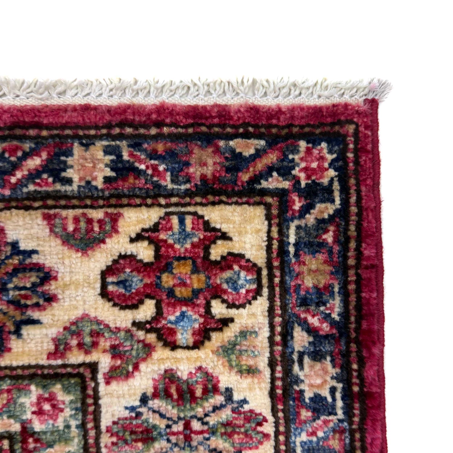 Fine Kazak Carpet 3' 5" x 4' 10" (ft) - No. G39608
