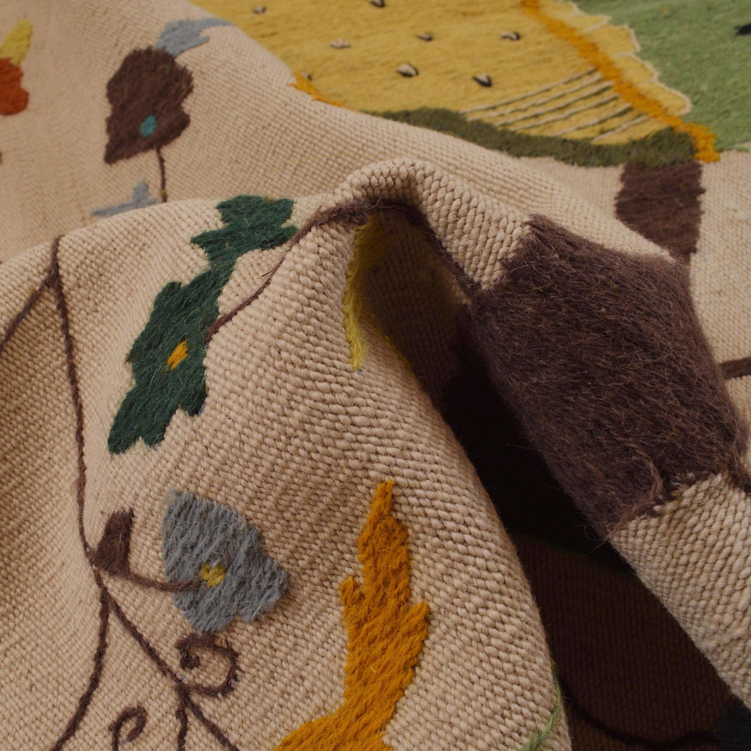 Ivory Color Embroidery Flatweave Kilim 5' 5" x 7' 8" (ft) - No. P34395