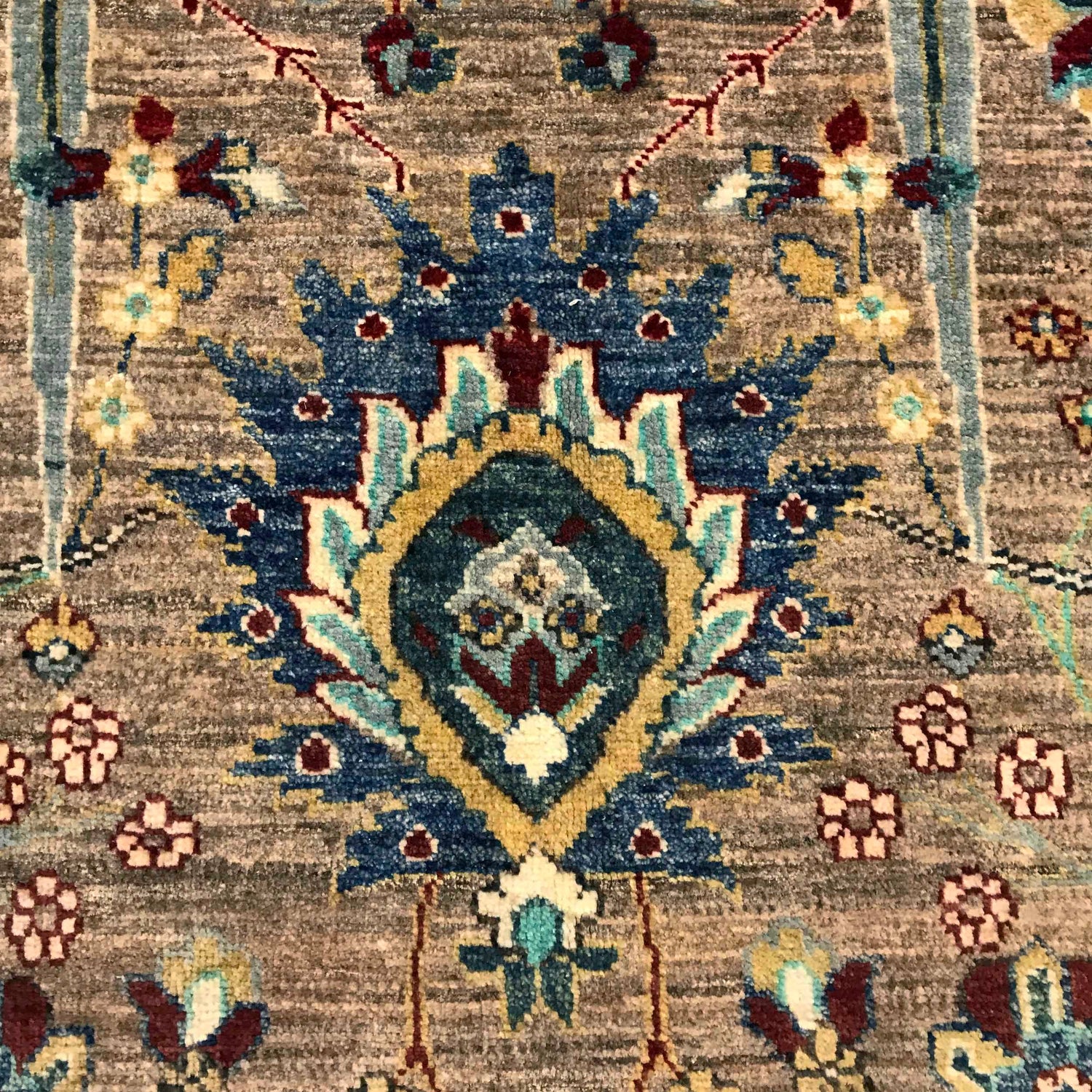 Handmade Sultani Area Rug 5' 7" x 7' 9" (ft) - No. P35834