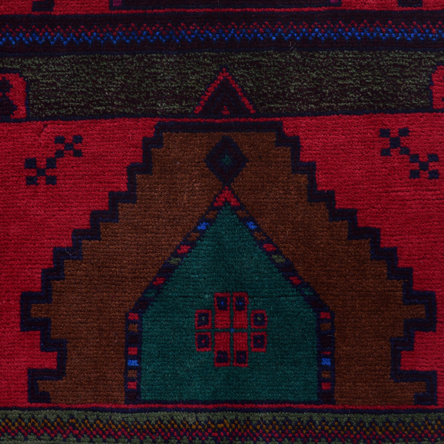 Traditional Baloch Rug 2' 9 x 4' 1 (ft) - No. R24804