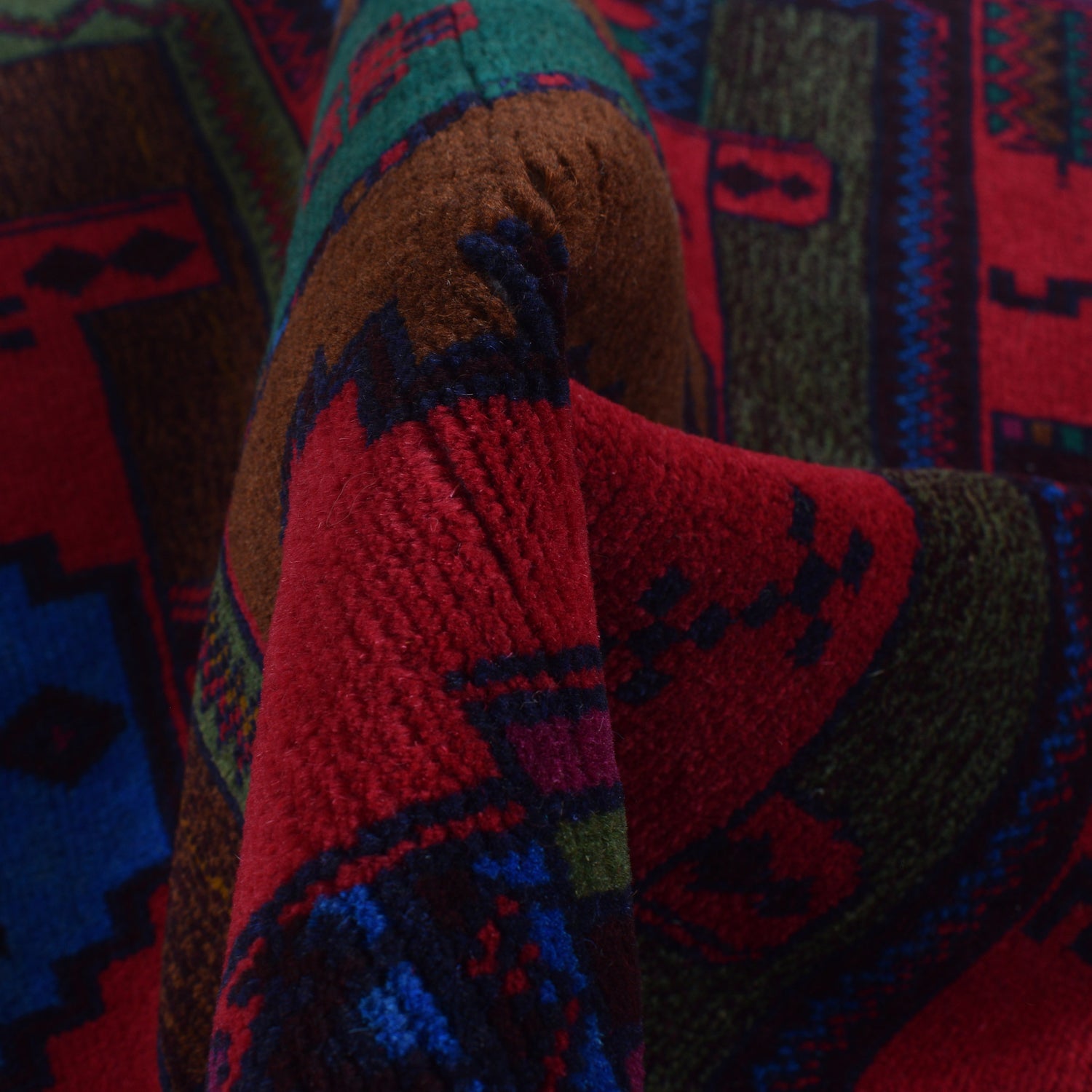 Traditional Baloch Rug 2' 9 x 4' 1 (ft) - No. R24804