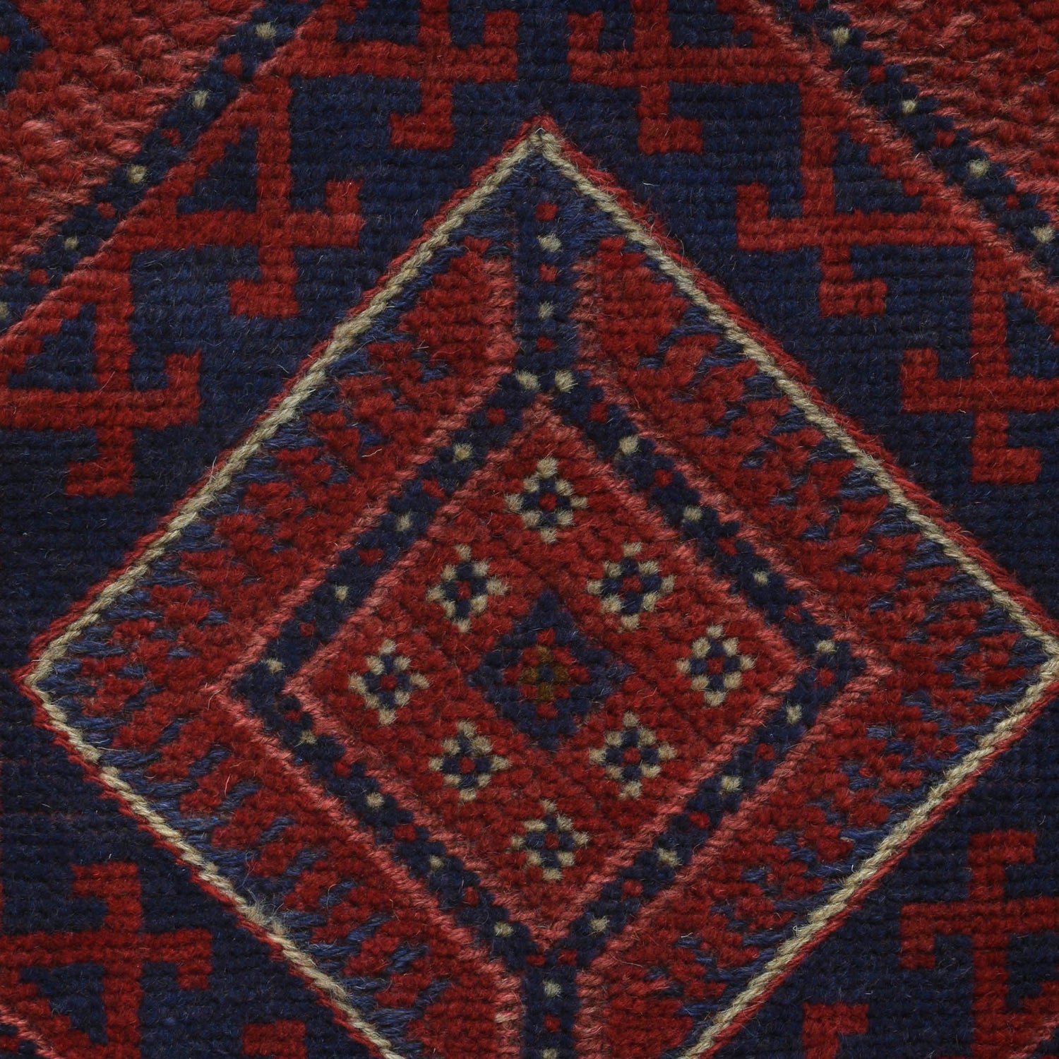 Red Mashwani Short Runner 1' 9 x 8' 4 (ft) - No.G25347