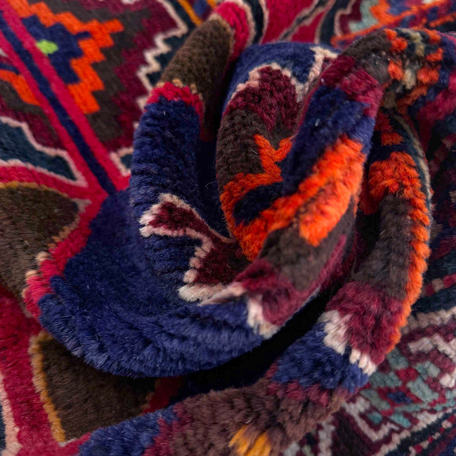 Traditional Baloch Rug 3' 7" x 6' 3" (ft) - No. R36706