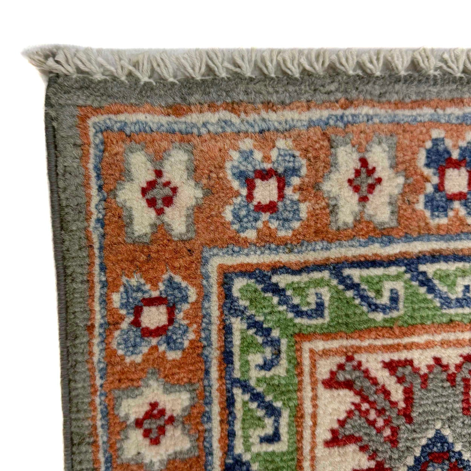 Oriental Kazak Rug 4' 11" x 6' 6" (ft) - No. R37365