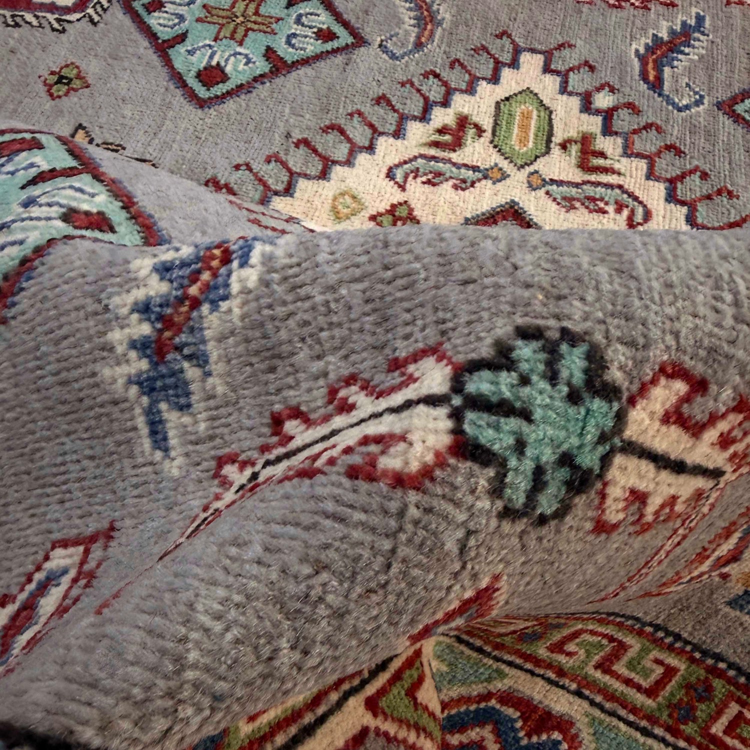 Grey Color Kazak Rug 4' 8" x 6' 5" (ft) - No. R37385