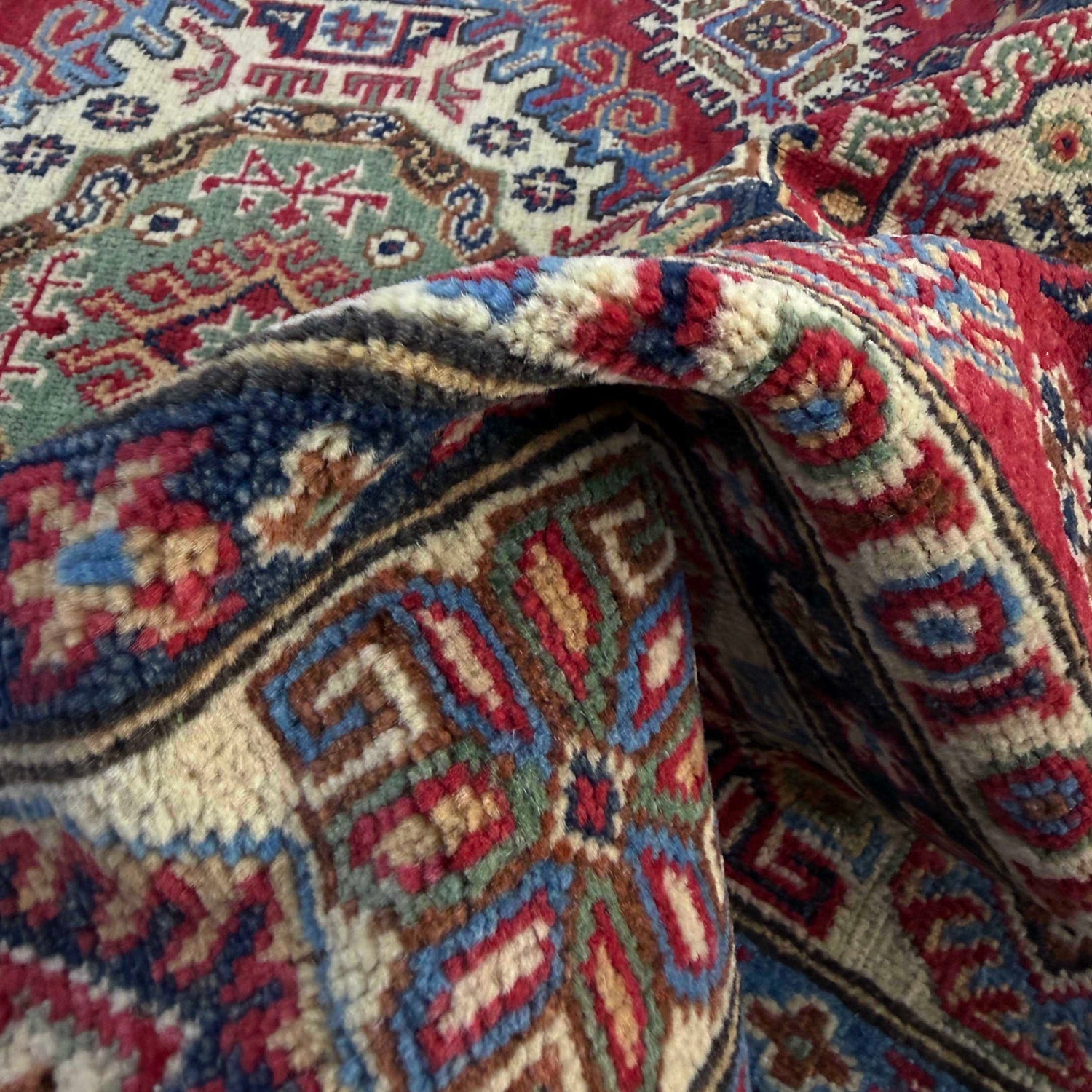 Hand Knotted Kazak Rug 4' 11" x 7' 3" (ft) - No. R37390