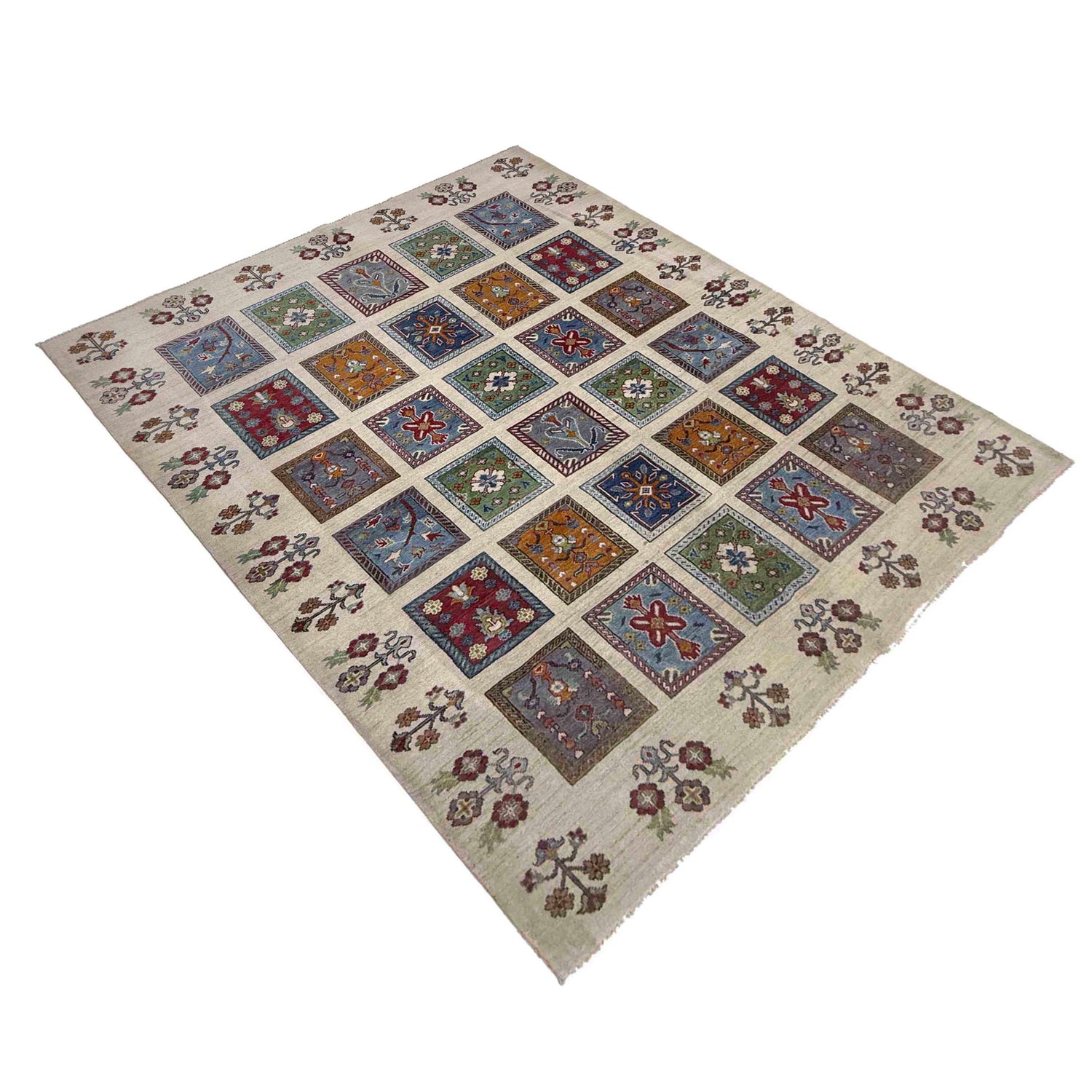 Ivory Color Bakhtiar Rug 6' 10" x 9' 6" (ft) - No. R37468