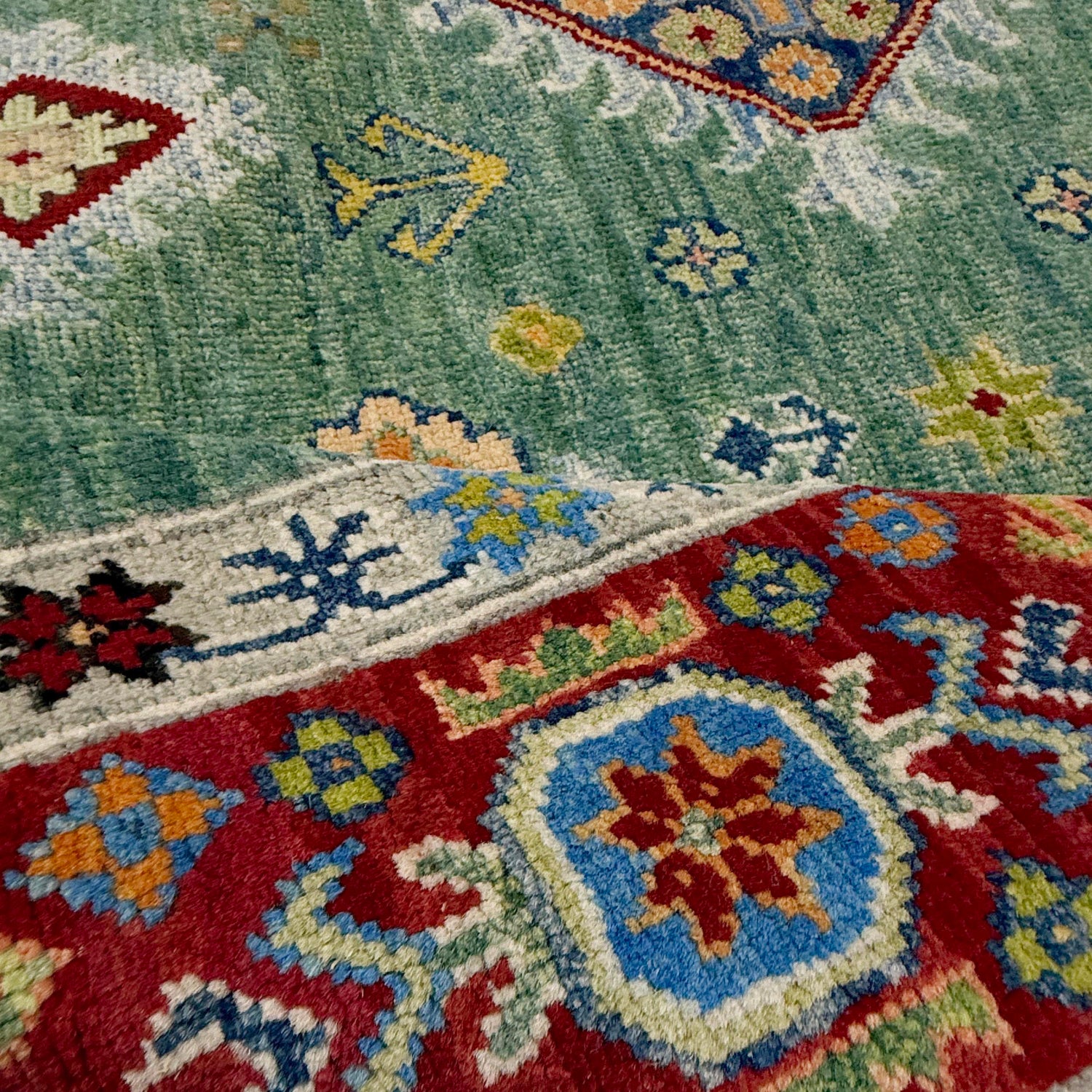 Green Color Kazak Rug 6' 9" x 10' 0" (ft) - No. R37475