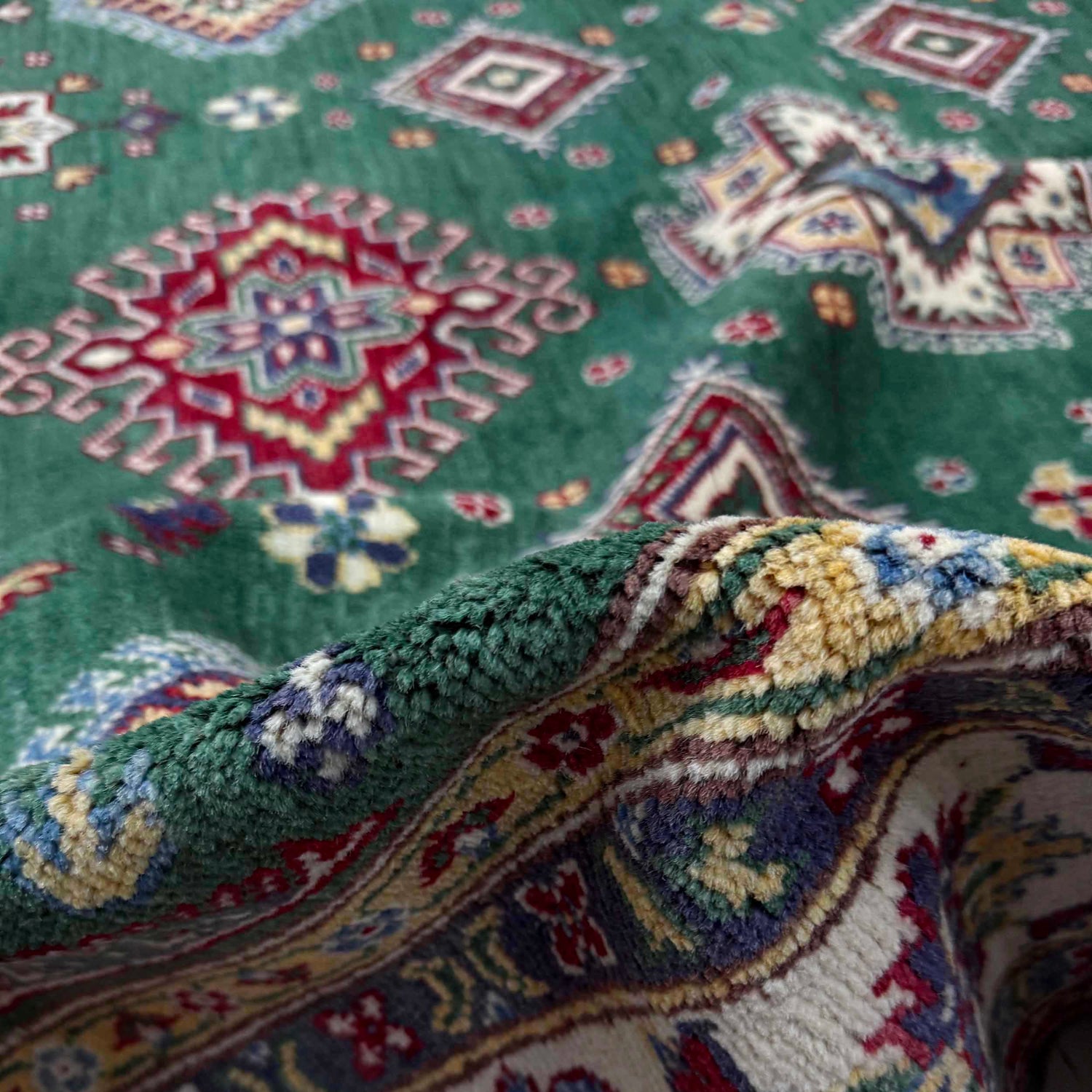 Green Color Kazak Rug 6' 9" x 10' 0" (ft) - No. R37479