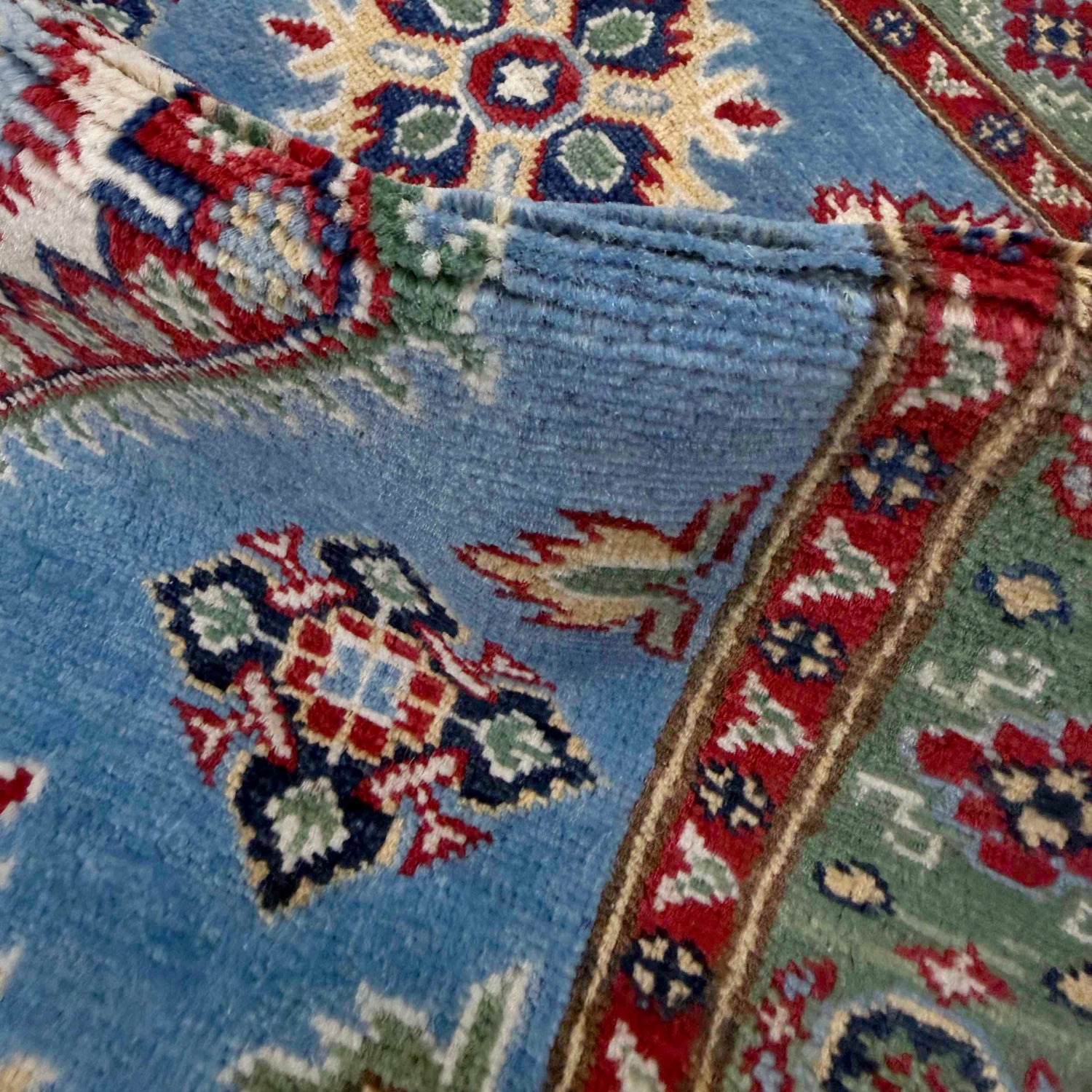 Oriental Kazak Rug 2' 7" x 3' 11" (ft) - No. R37485