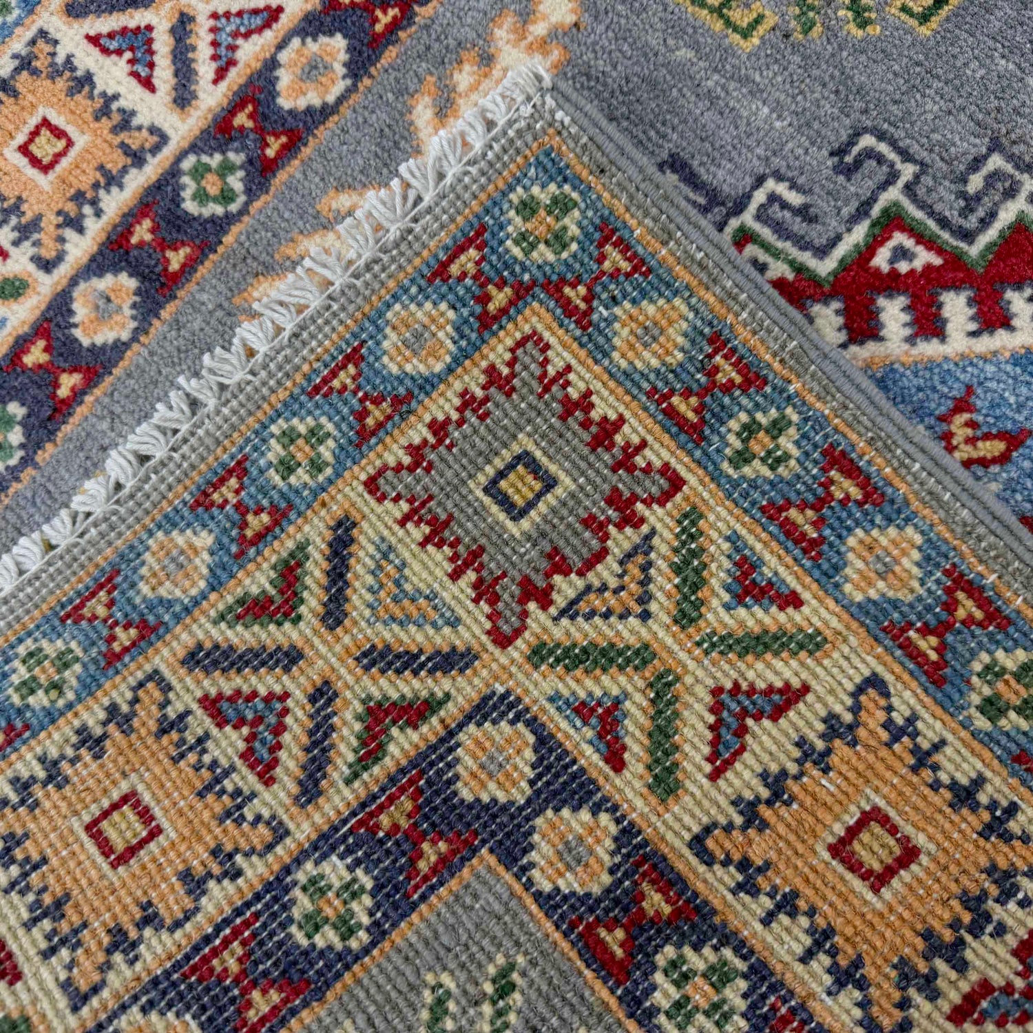 Oriental Kazak Rug 2' 7" x 3' 11" (ft) - No. R37488