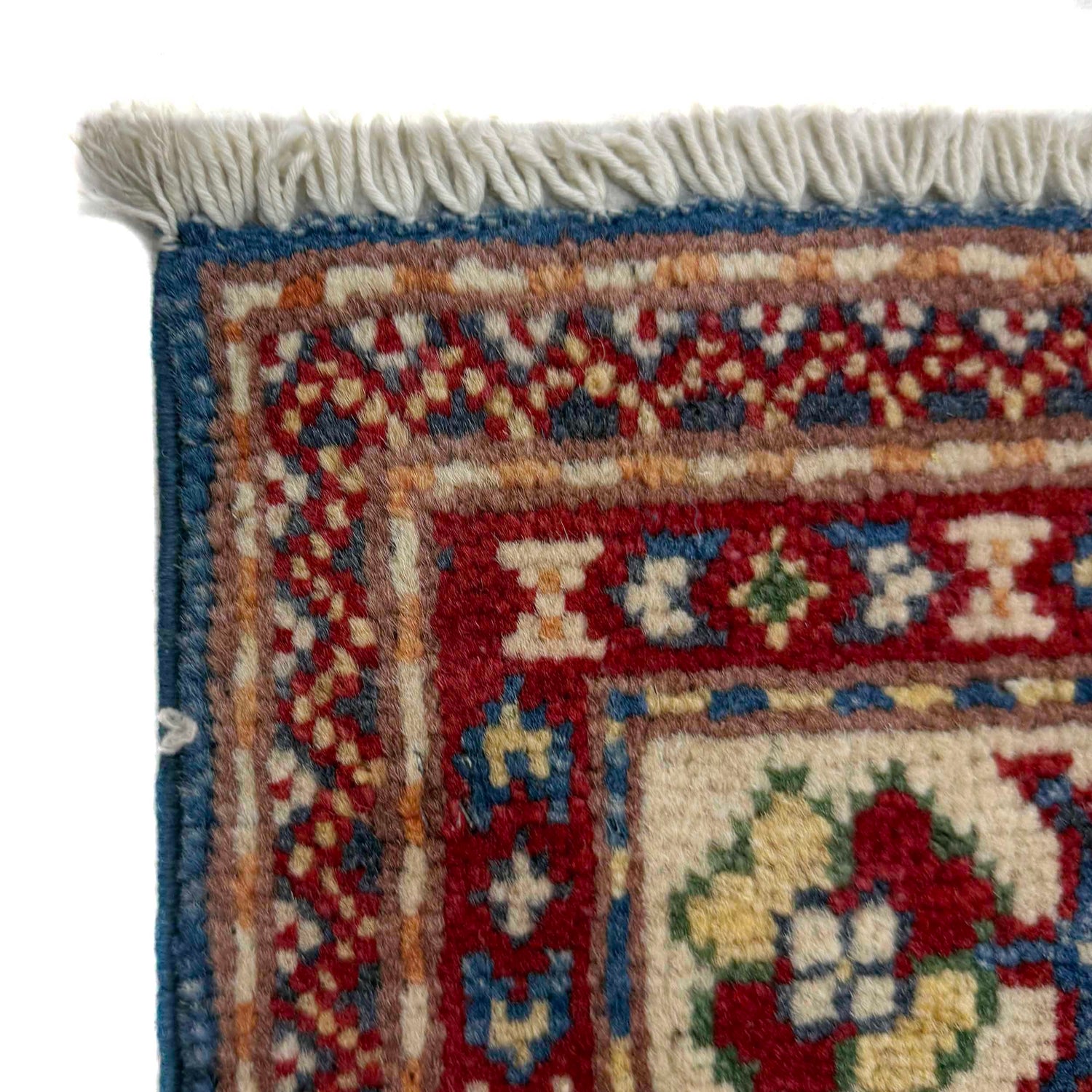 Hand Knotted Kazak Rug 2' 7" x 4' 0" (ft) - No. R37491