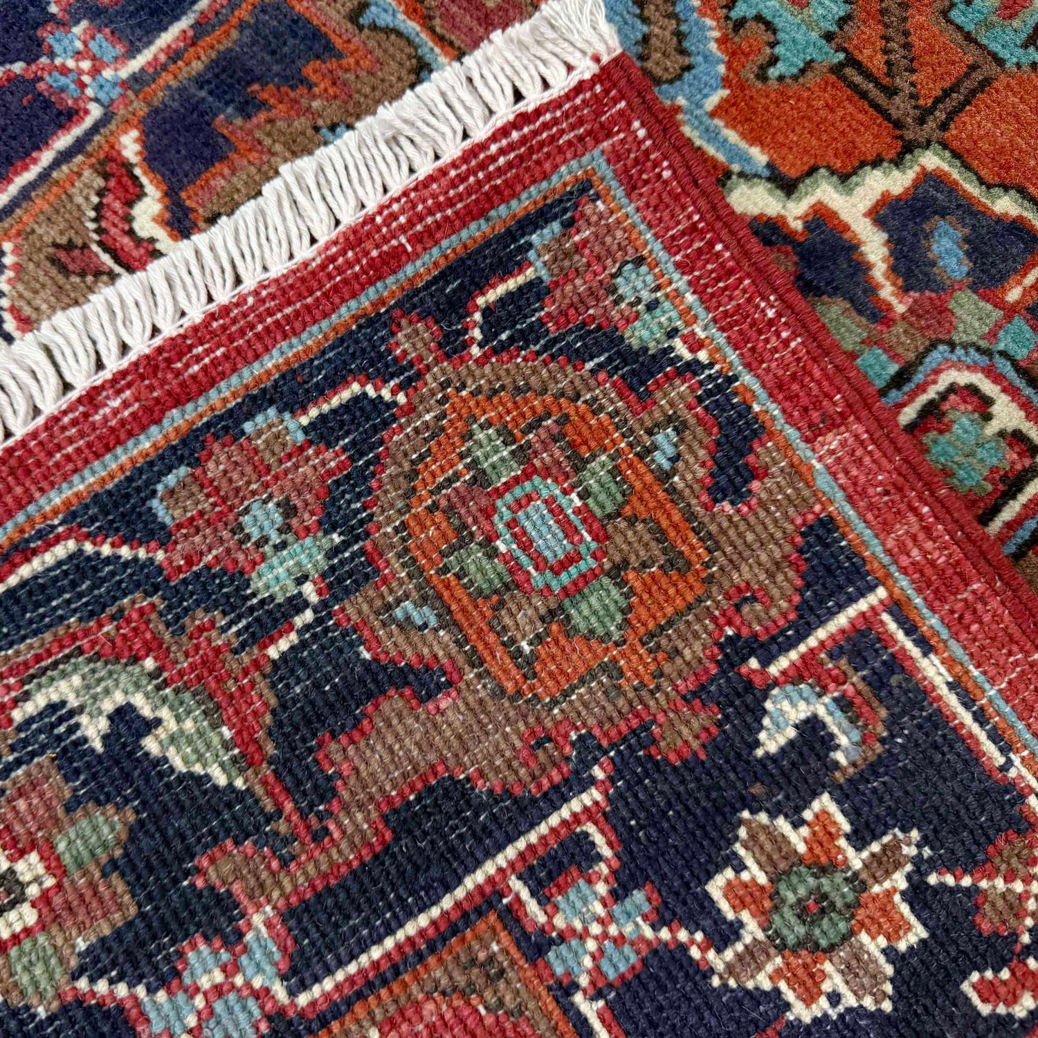 Hand Knotted Persian Design Heriz Rug 2' 7" x 4' 1" (ft) - No. R37497
