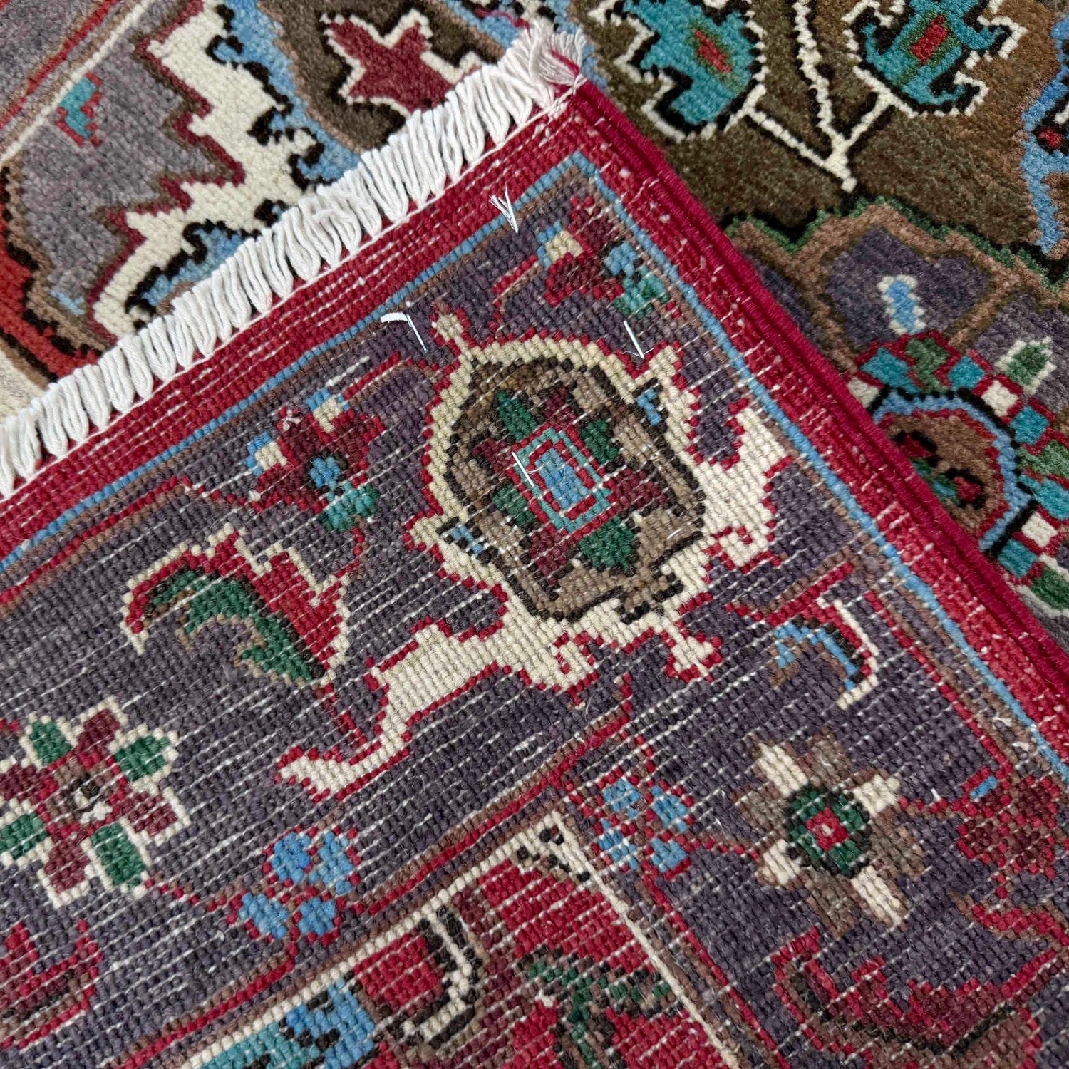 Handmade Persian Design Heriz Rug 2' 7" x 4' 0" (ft) - No. R37500