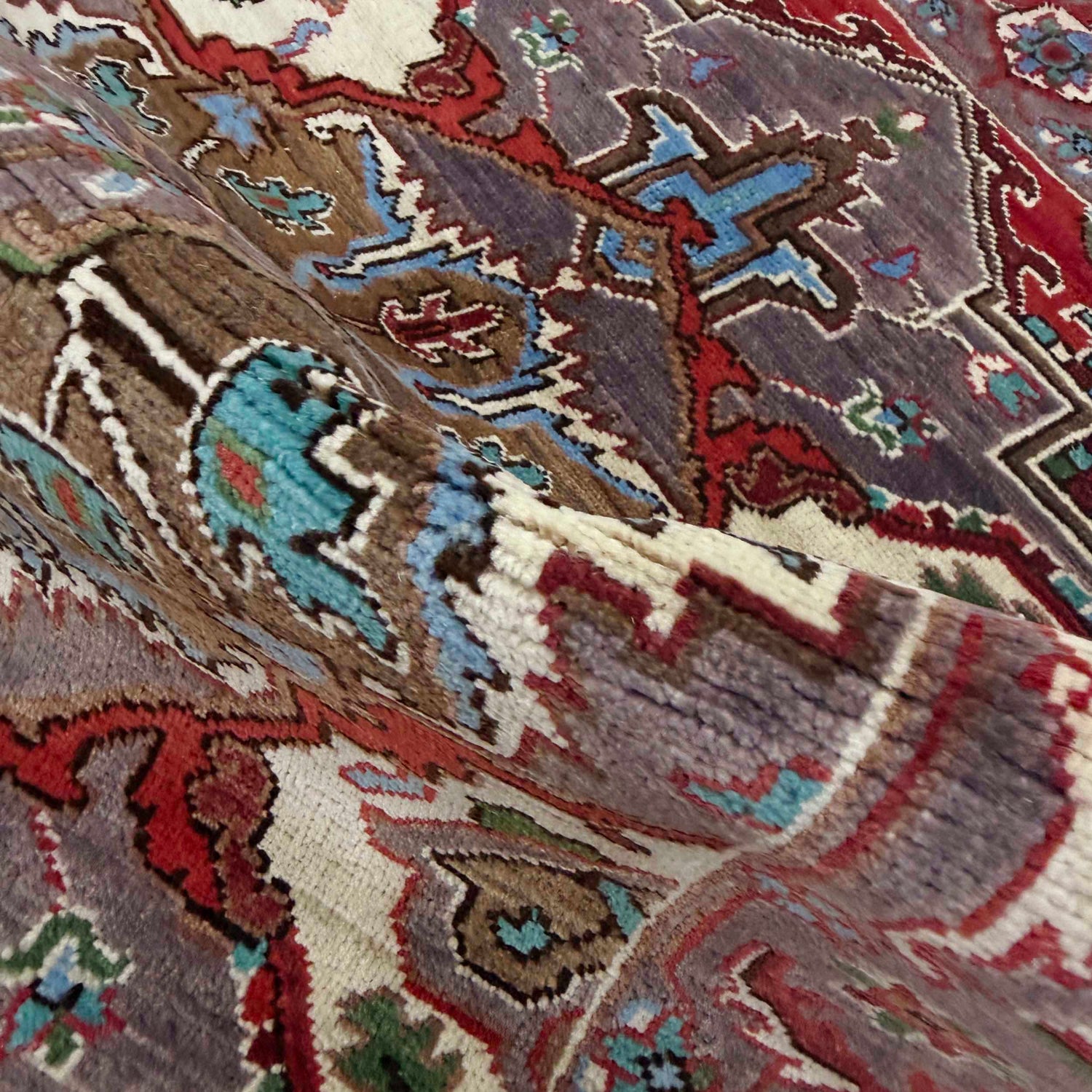 Handmade Persian Design Heriz Rug 2' 7" x 4' 0" (ft) - No. R37500