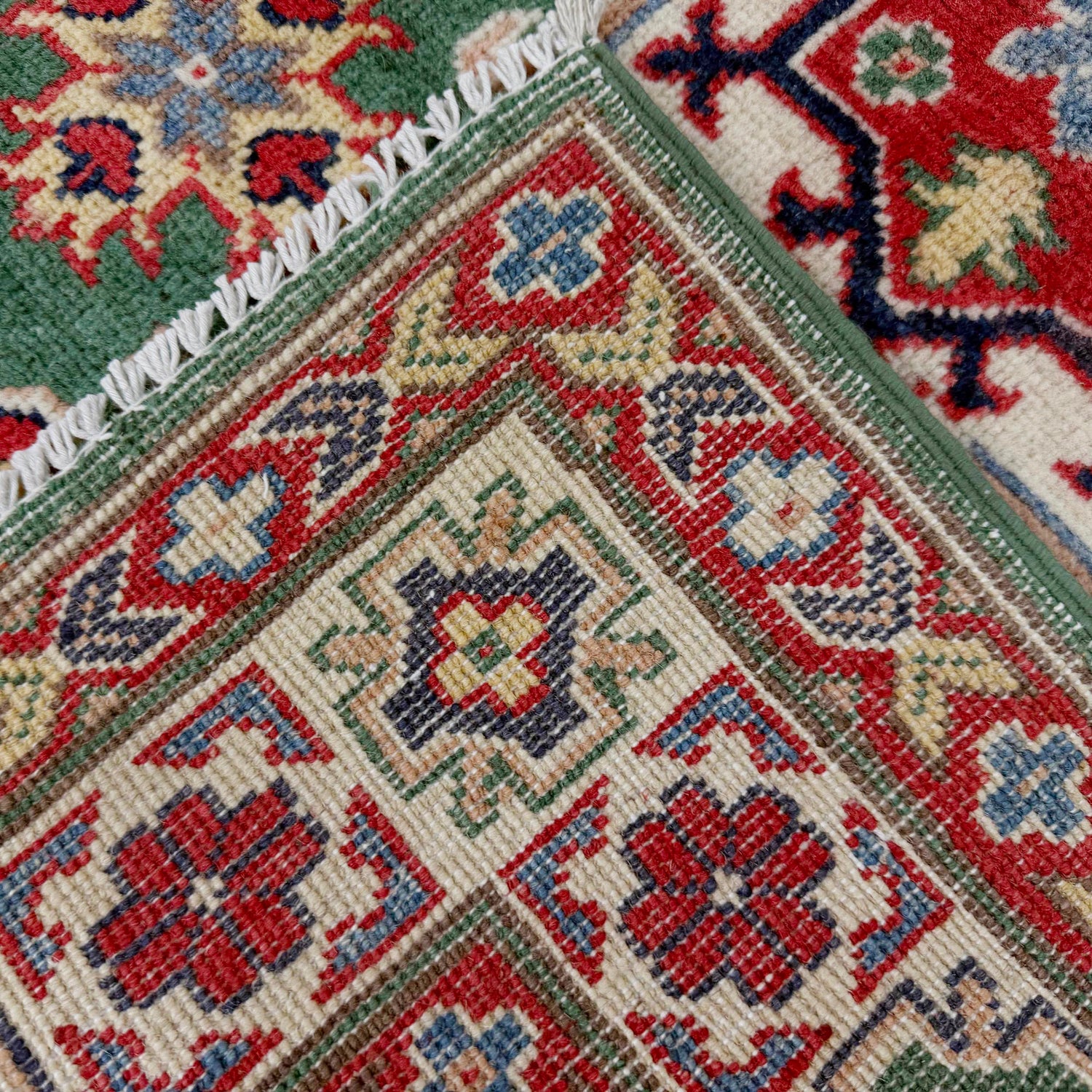 Hand Knotted Kazak Rug 3' 2" x 5' 1" (ft)- No. R37507