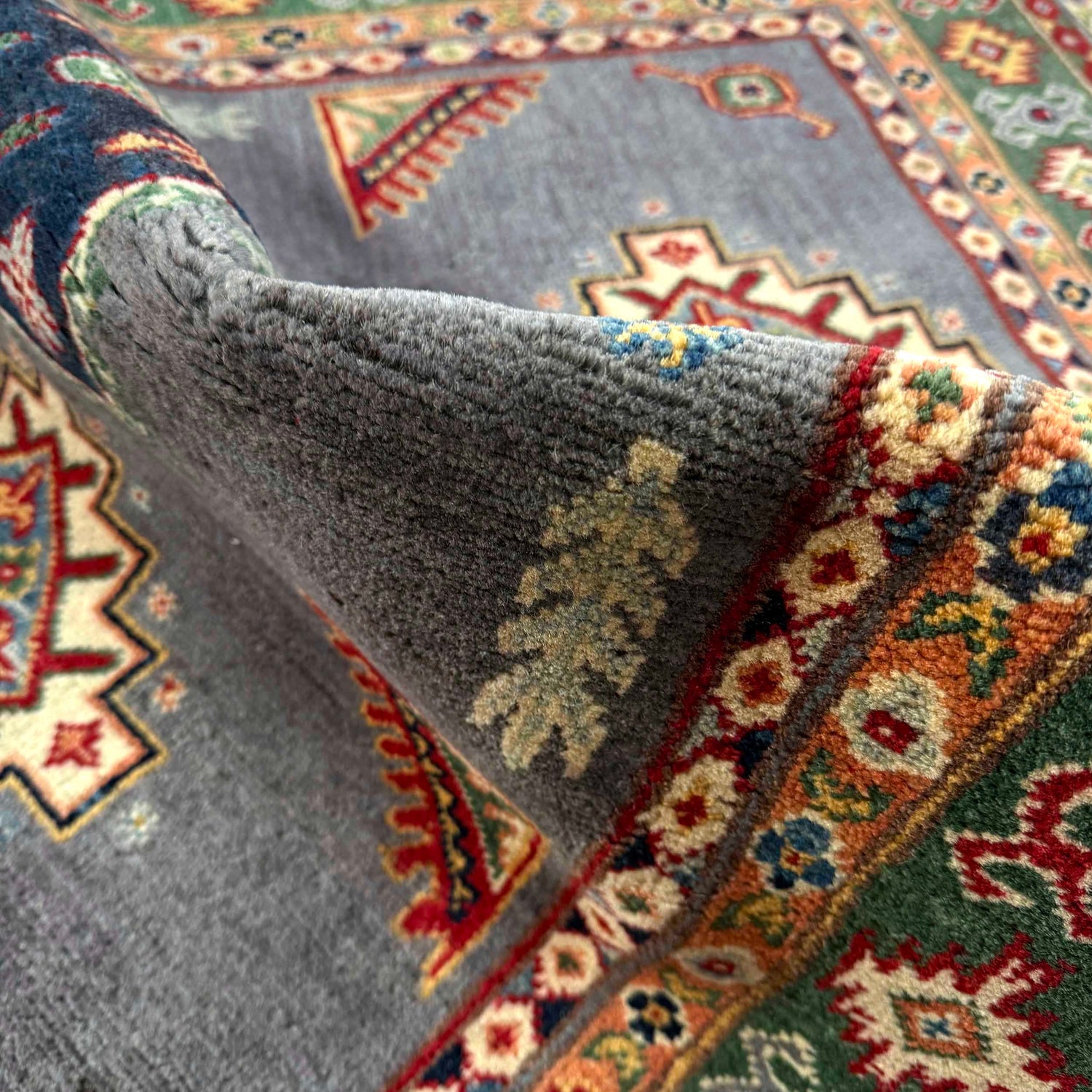 Hand Knotted Kazak Rug 3' 3" x 4' 11" (ft)- No. R37512