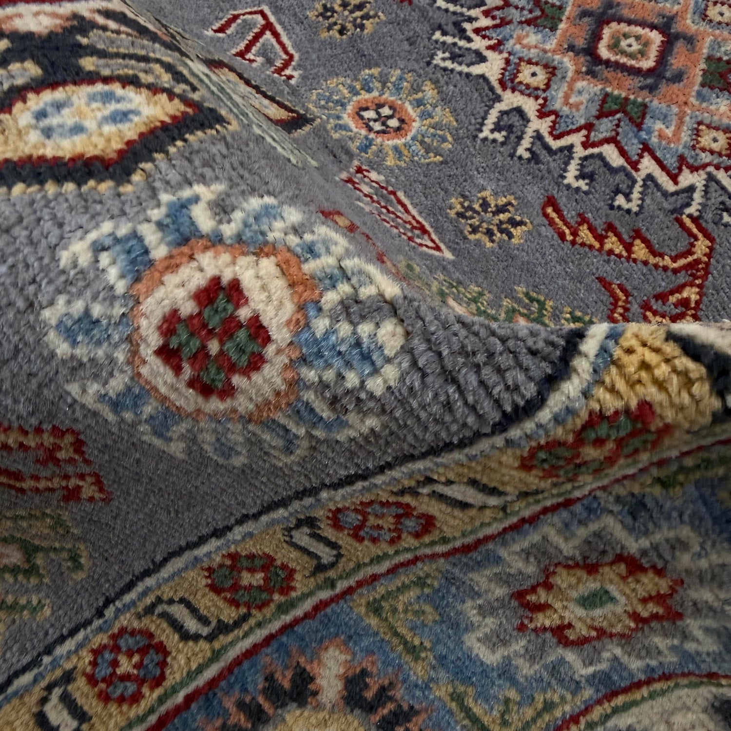 Hand Knotted Kazak Rug 3' 2" x 5' 0" (ft)- No. R37517