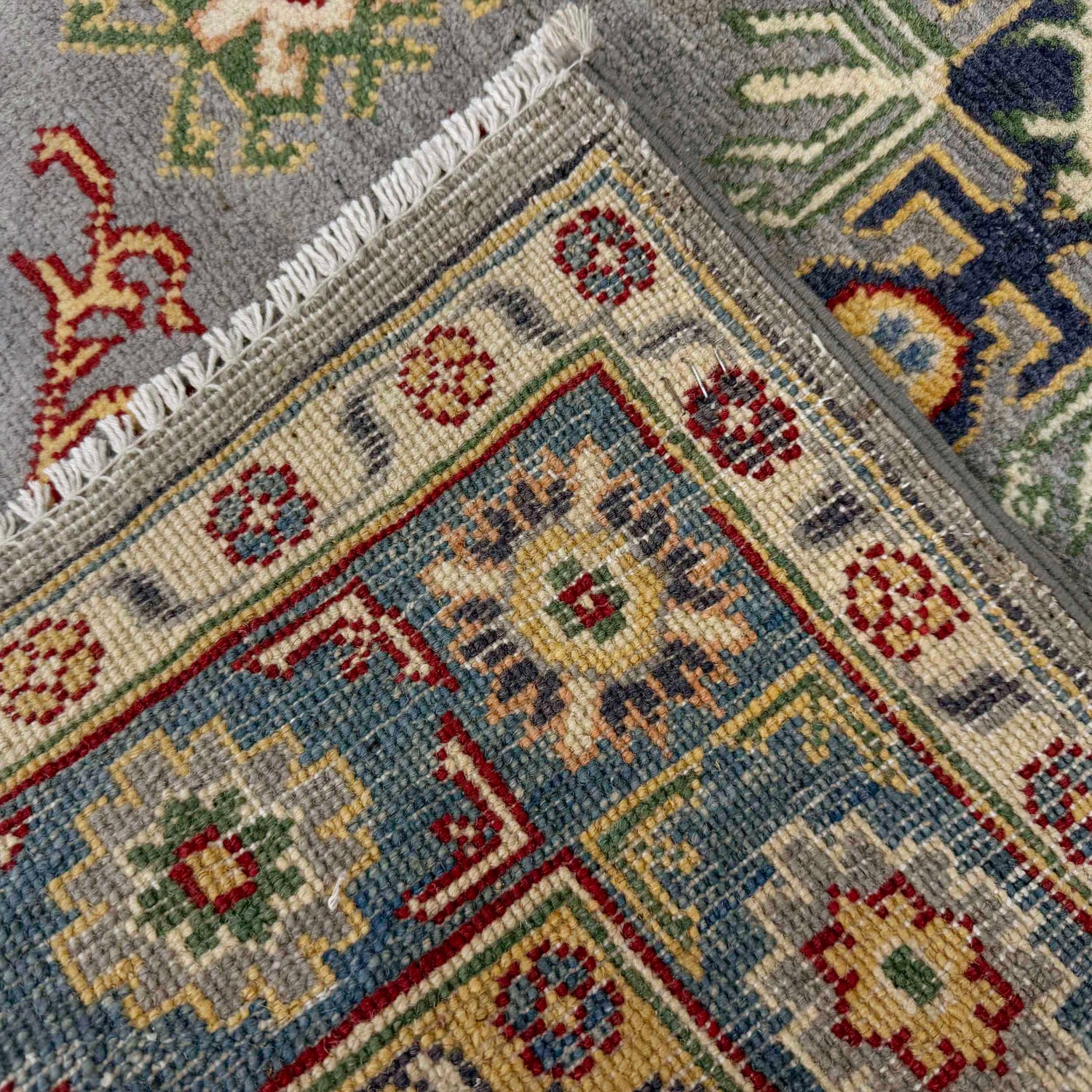 Oriental Kazak Rug 3' 2" x 5' 1" (ft)- No. R37518
