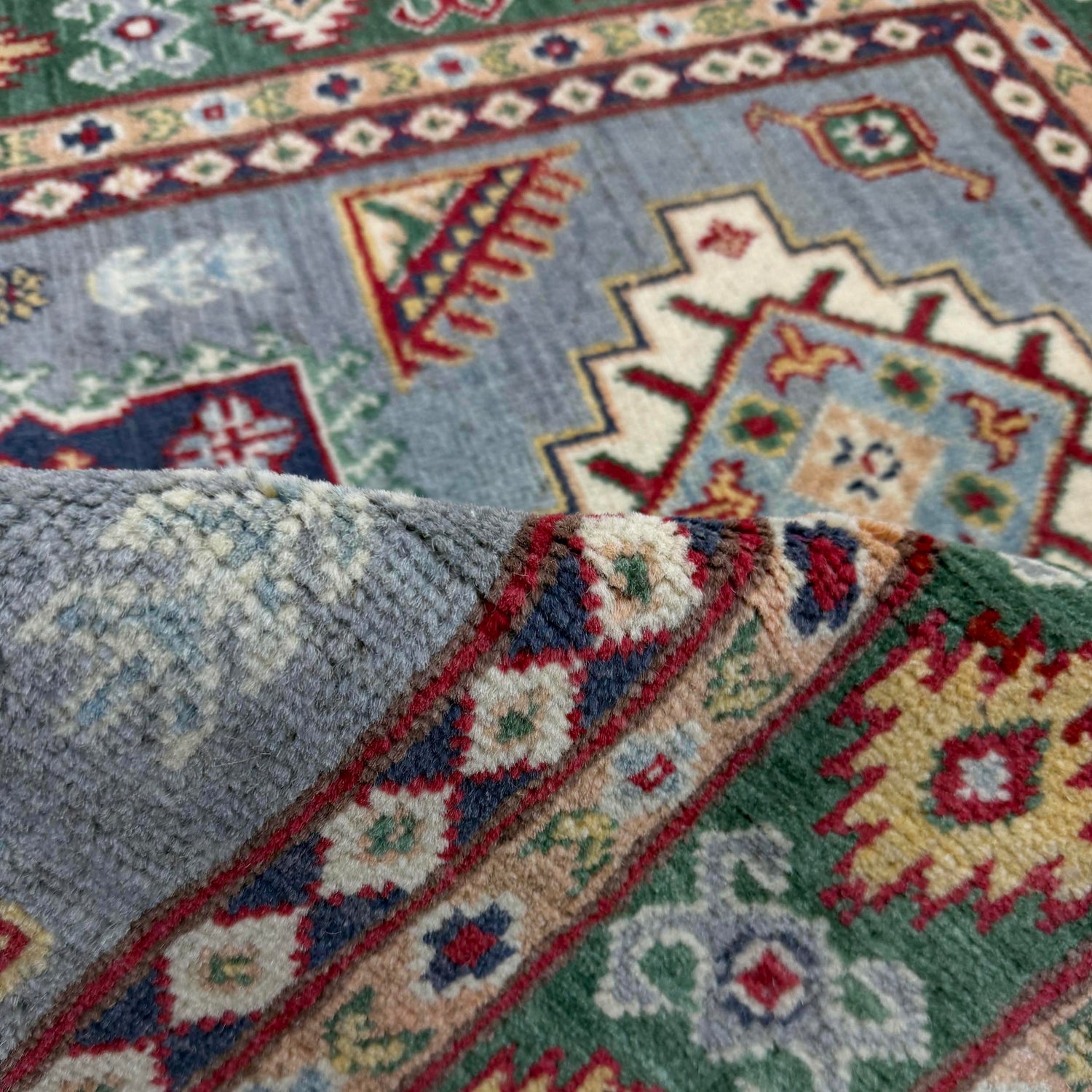 Oriental Kazak Rug 3' 2" x 5' 0" (ft)- No. R37522