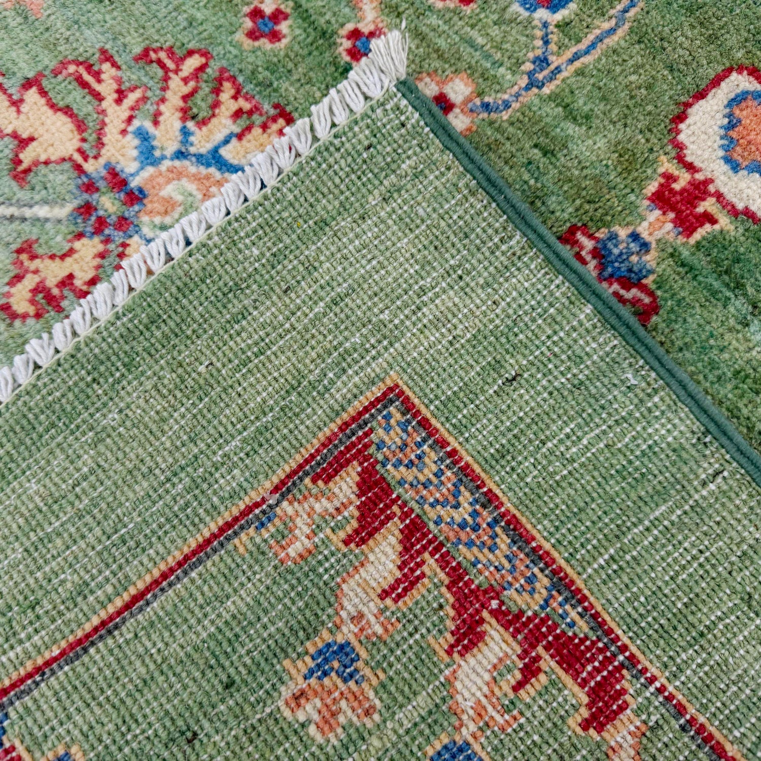 Oriental Sultani Carpet 3' 4" x 4' 10" (ft) - No. R37523