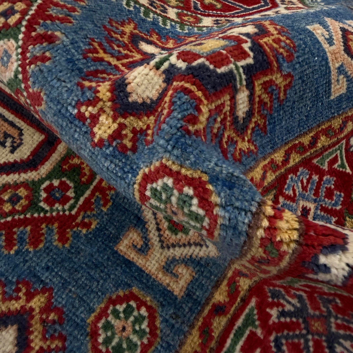 Oriental Kazak Rug 3' 1" x 4' 10" (ft)- No. R37534
