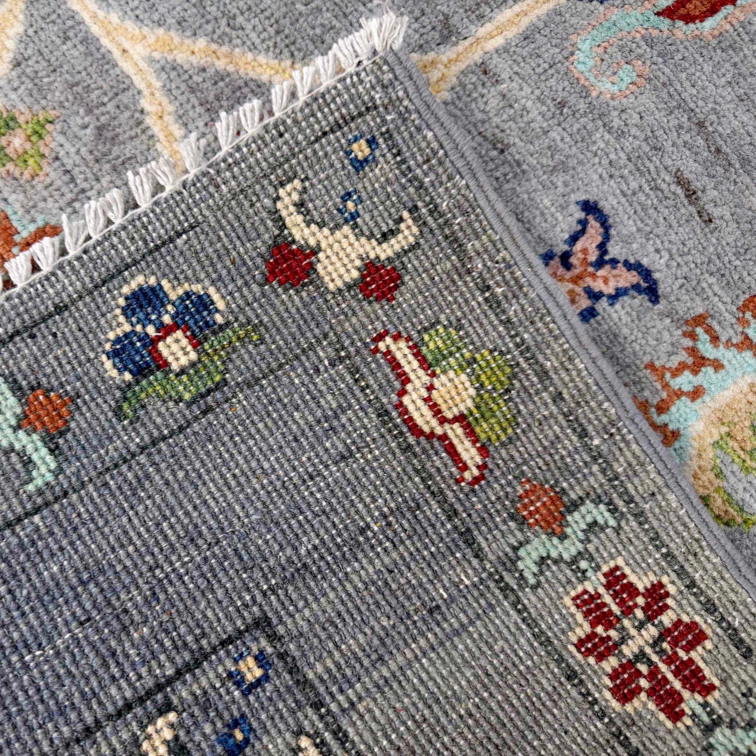 Oriental Sultani Carpet 3' 7" x 5' 10" (ft) - No. R37538