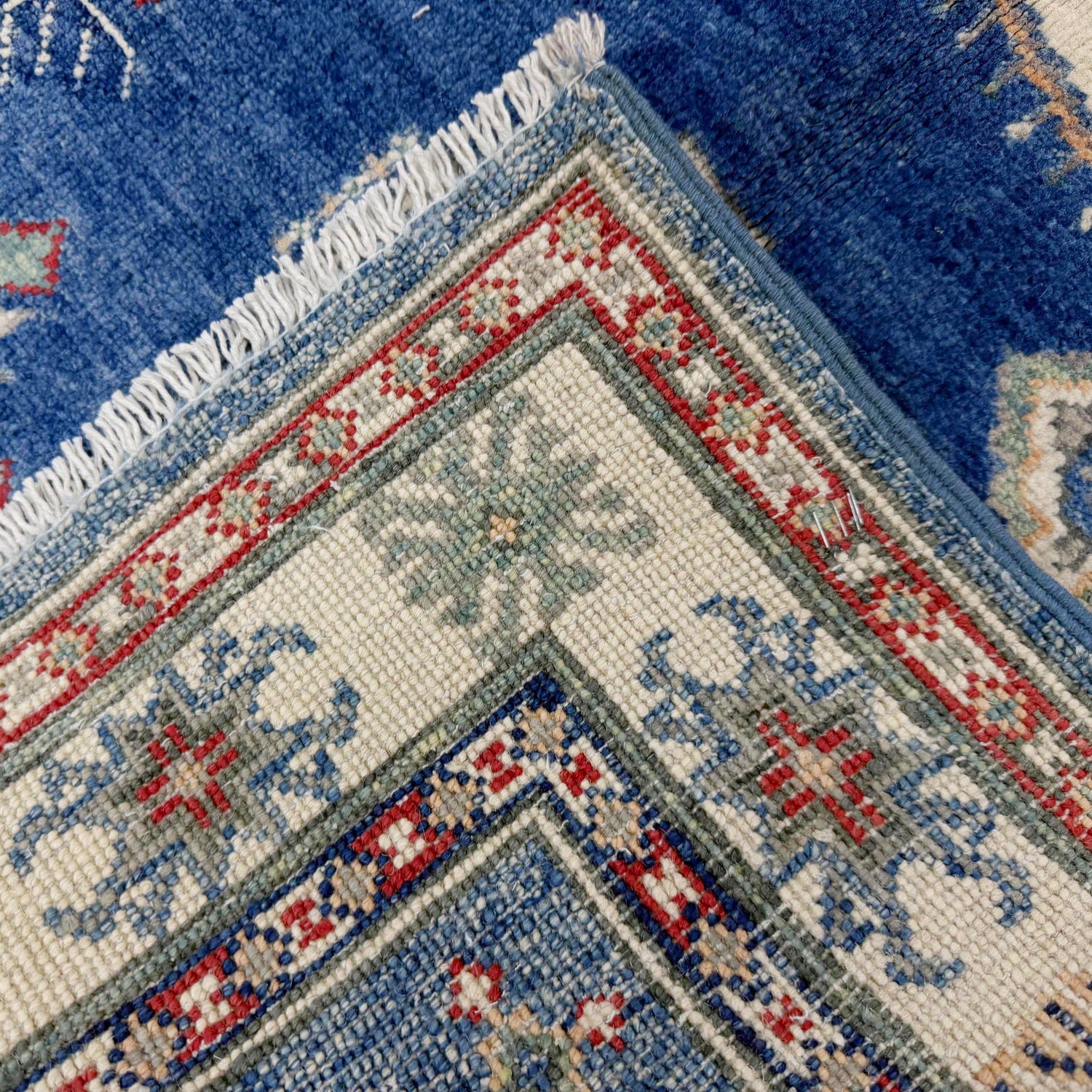Oriental Kazak Rug 3' 10" x 5' 11" (ft) - No. R37540
