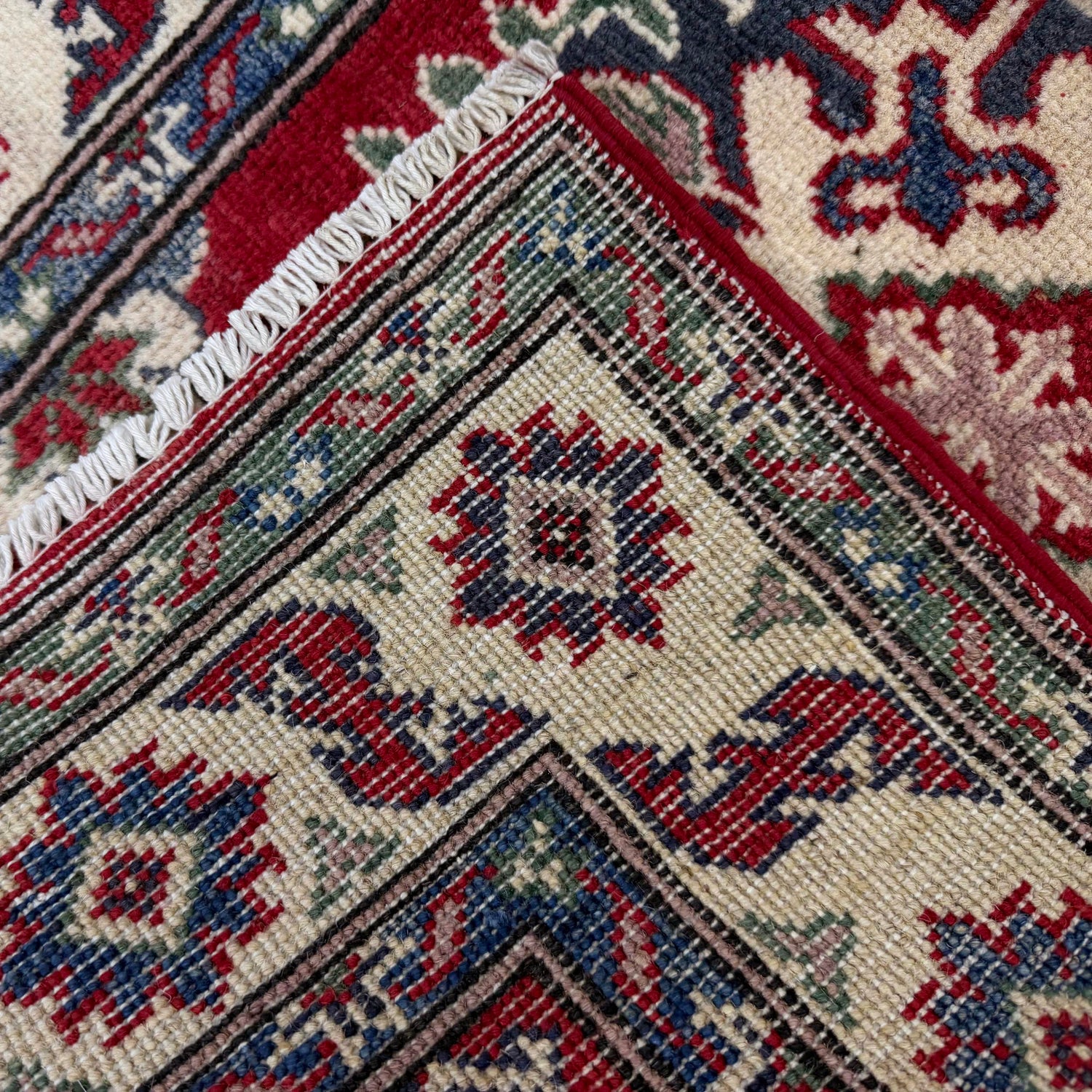Oriental Kazak Rug 2' 7" x 4' 0" (ft) - No. R37543