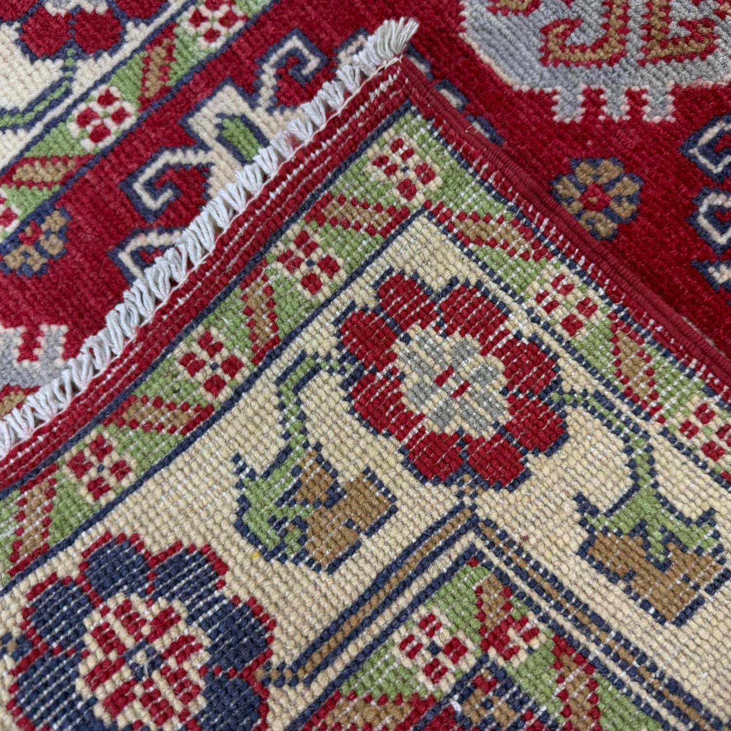 Hand Knotted Kazak Rug 2' 7" x 4' 3" (ft) - No. R37545