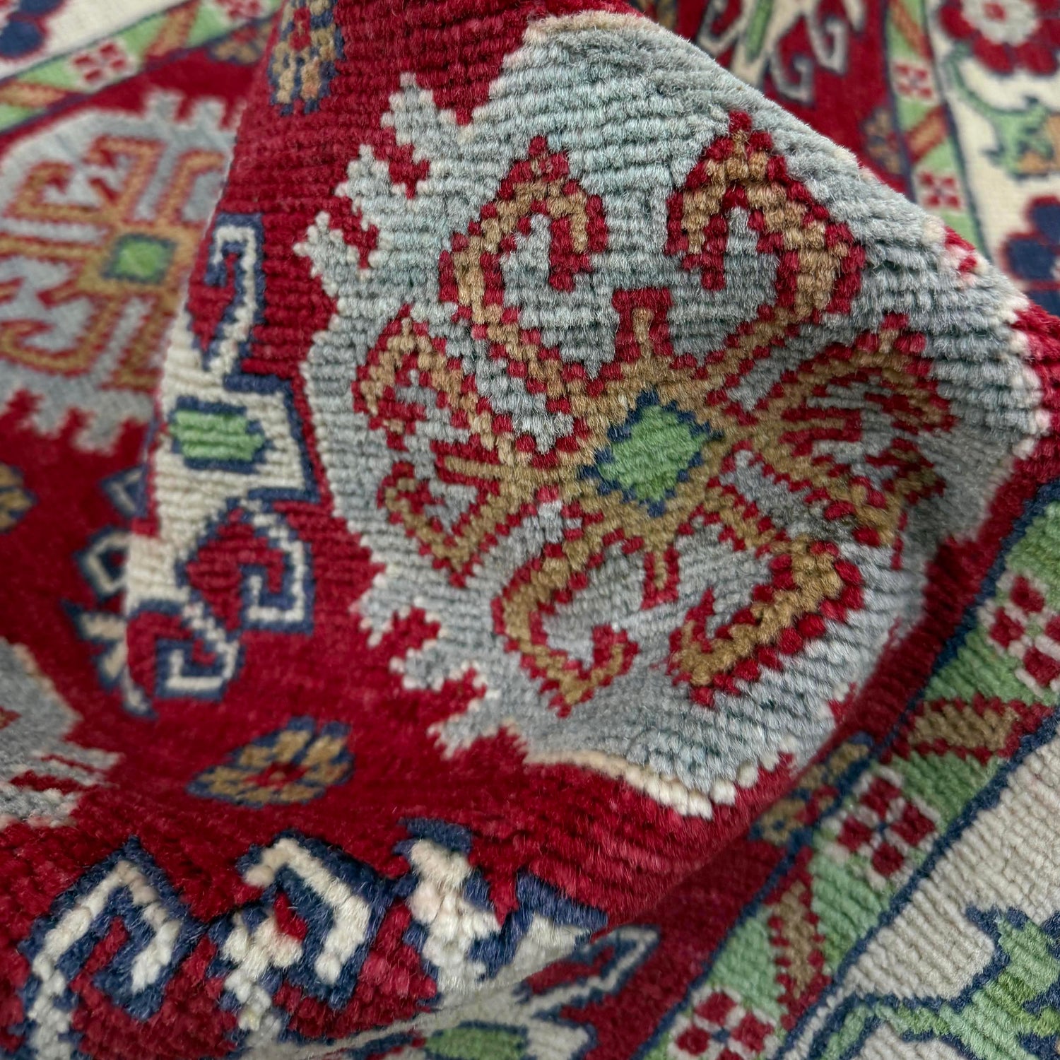 Hand Knotted Kazak Rug 2' 7" x 4' 3" (ft) - No. R37545