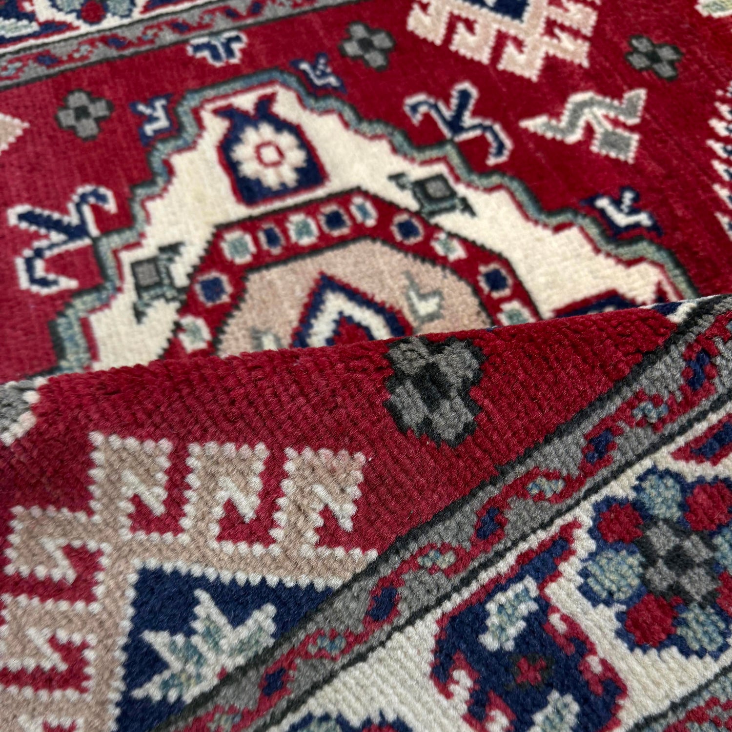 Oriental Kazak Rug 2' 7" x 3' 10" (ft) - No. R37547