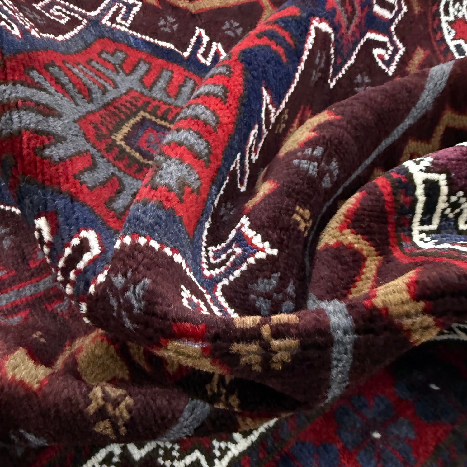 Fine Quality Prayer Rug 2' 10" x 3' 11" (ft) - No. R37599