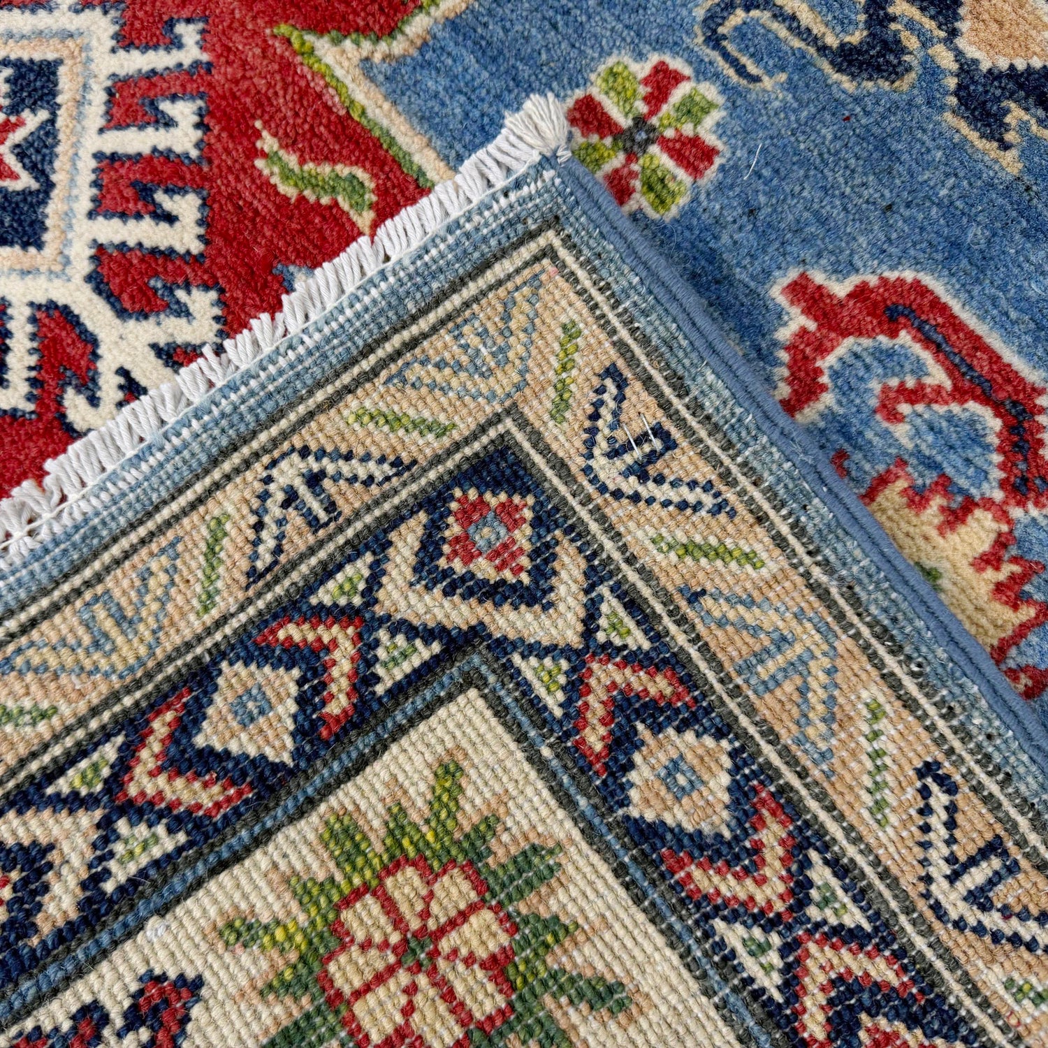 Oriental Kazak Rug 4' 10" x 6' 8" (ft) - No. R37614