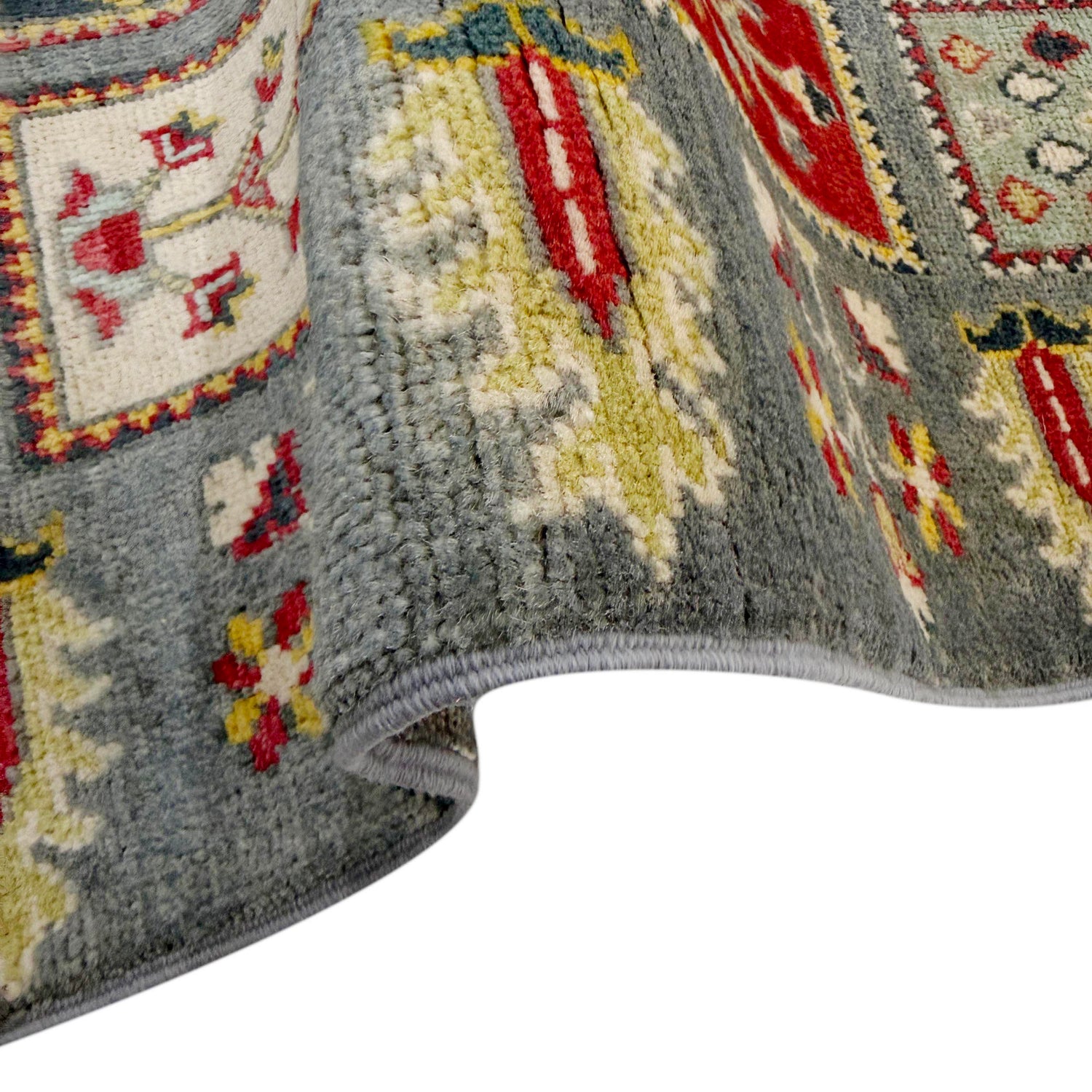 Handmade Bakhtiar Rug 3' 11" x 6' 0" (ft) - No. R37619