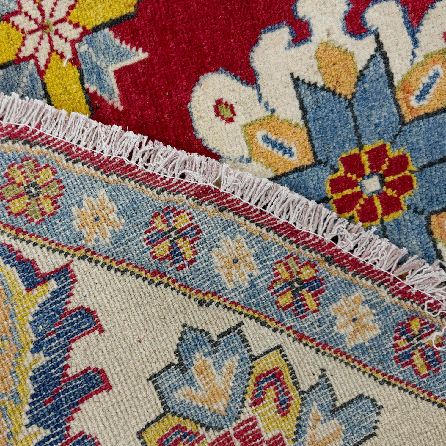 Oriental Kazak Carpet Round Shape 7' 10" x 7' 7" (ft) - No. R37630